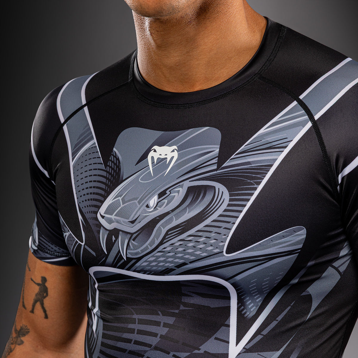 Venum Crimson Viper 2.0 Rashguard a maniche corte - Nero/Grigio