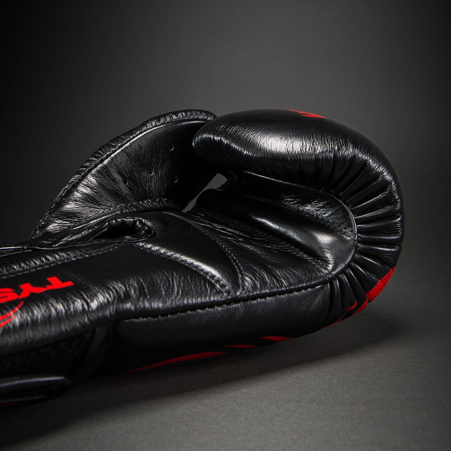 Venum Giant 2.0 Mike Tyson Pro Guantoni da Boxe – Nero/Rosso