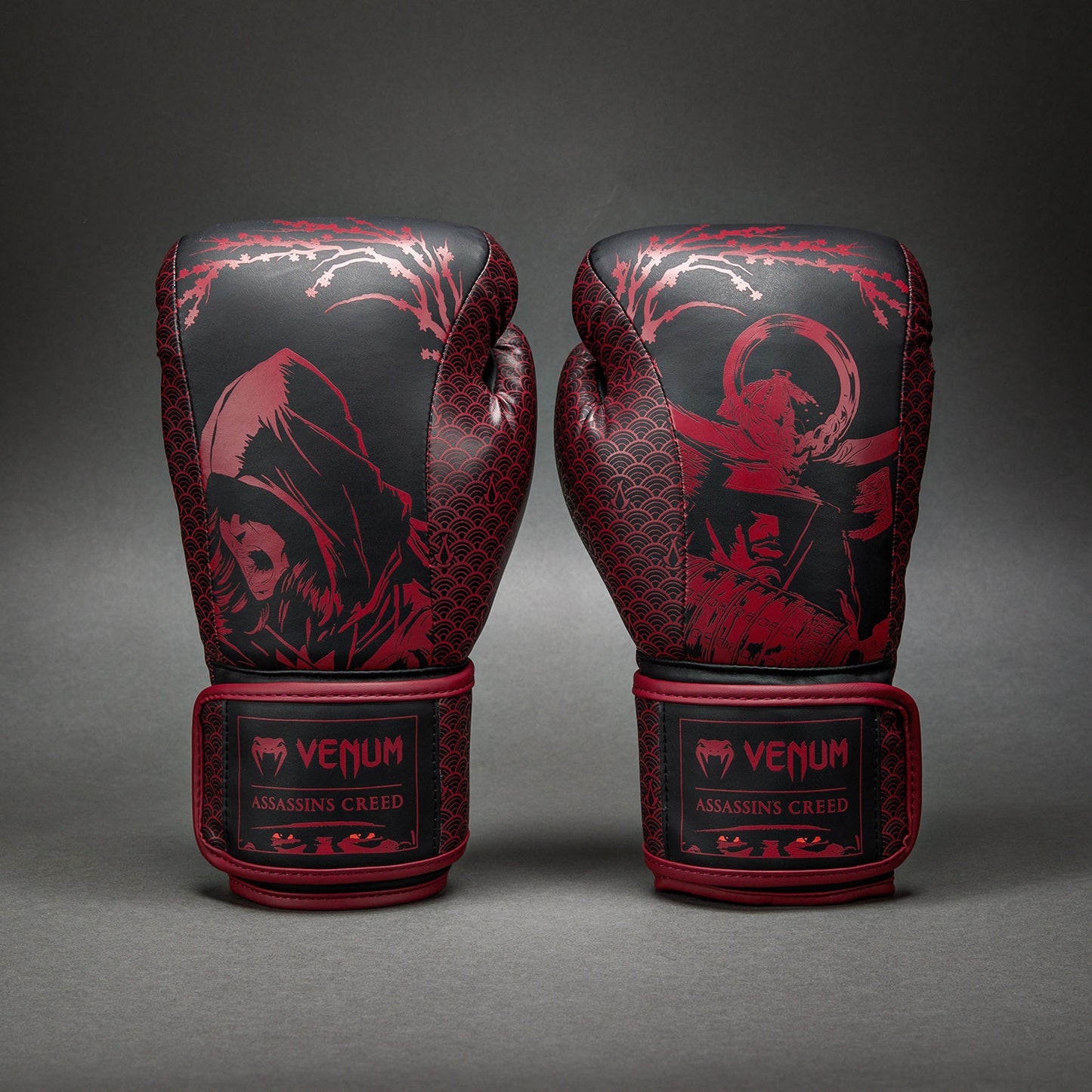 Venum x Assassin’s Creed Shadows Guantoni da boxe - Bordeaux/Nero