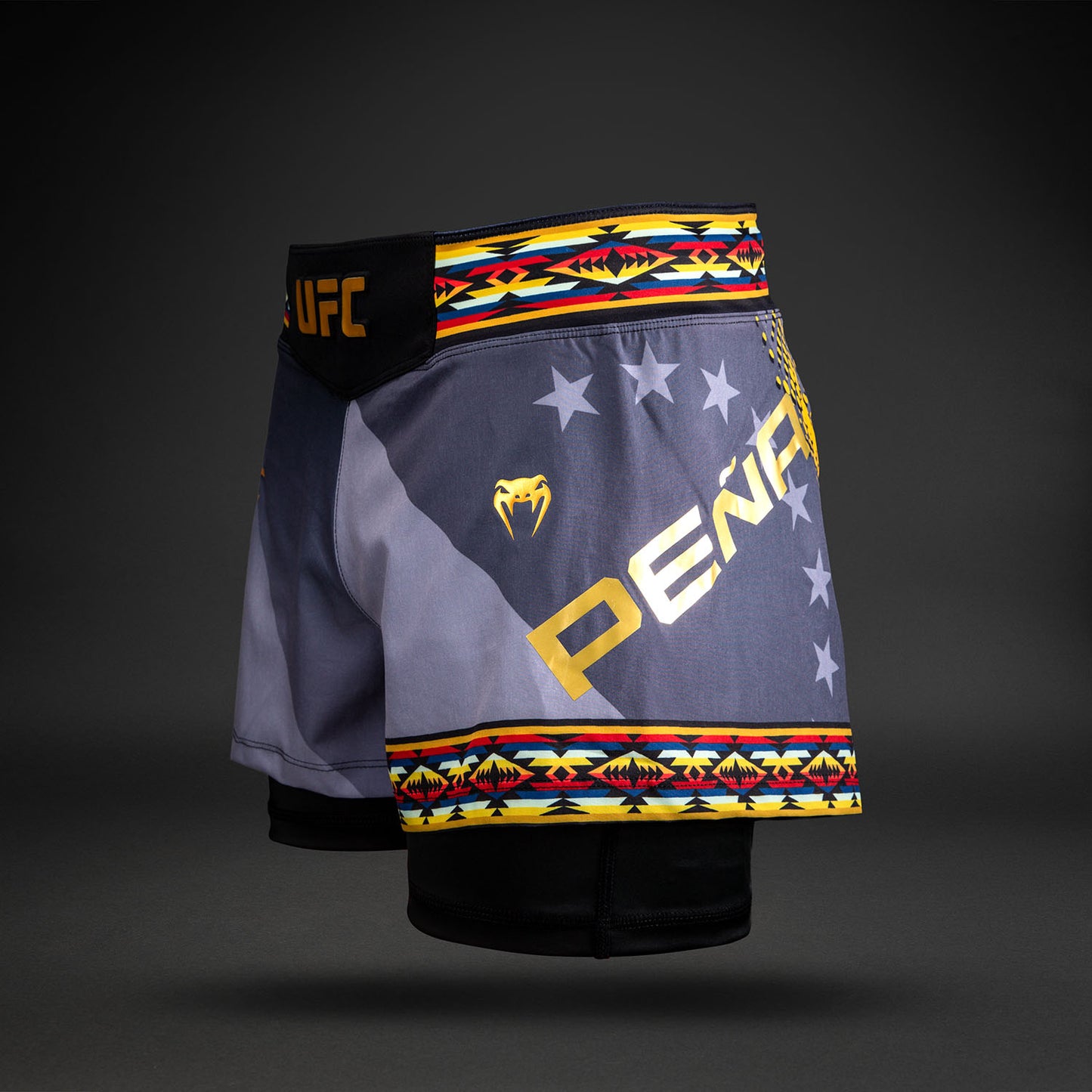 UFC Unrivaled by Venum Julianna Peña Pantaloncini corti da combattimento da donna - Nero