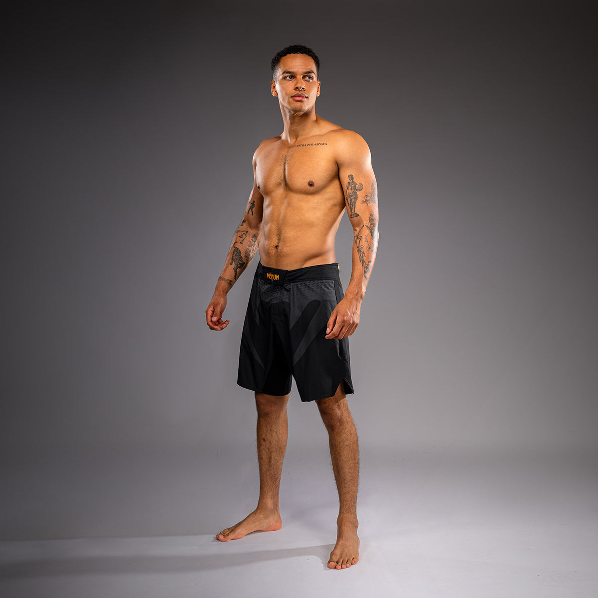 Venum Attack Fightshorts - Nero/Oro