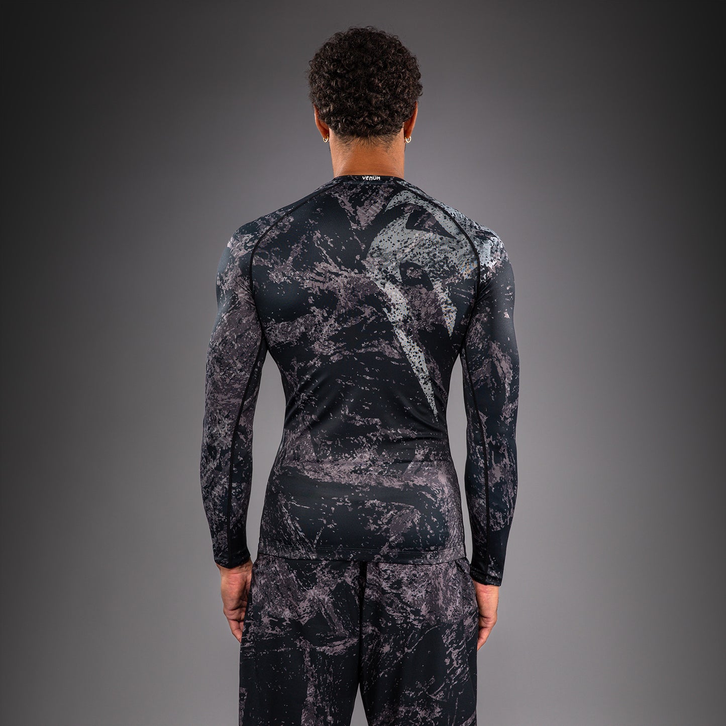 Venum Rage & Workout Rashguard a Maniche Lunghe - Nero/Grigio