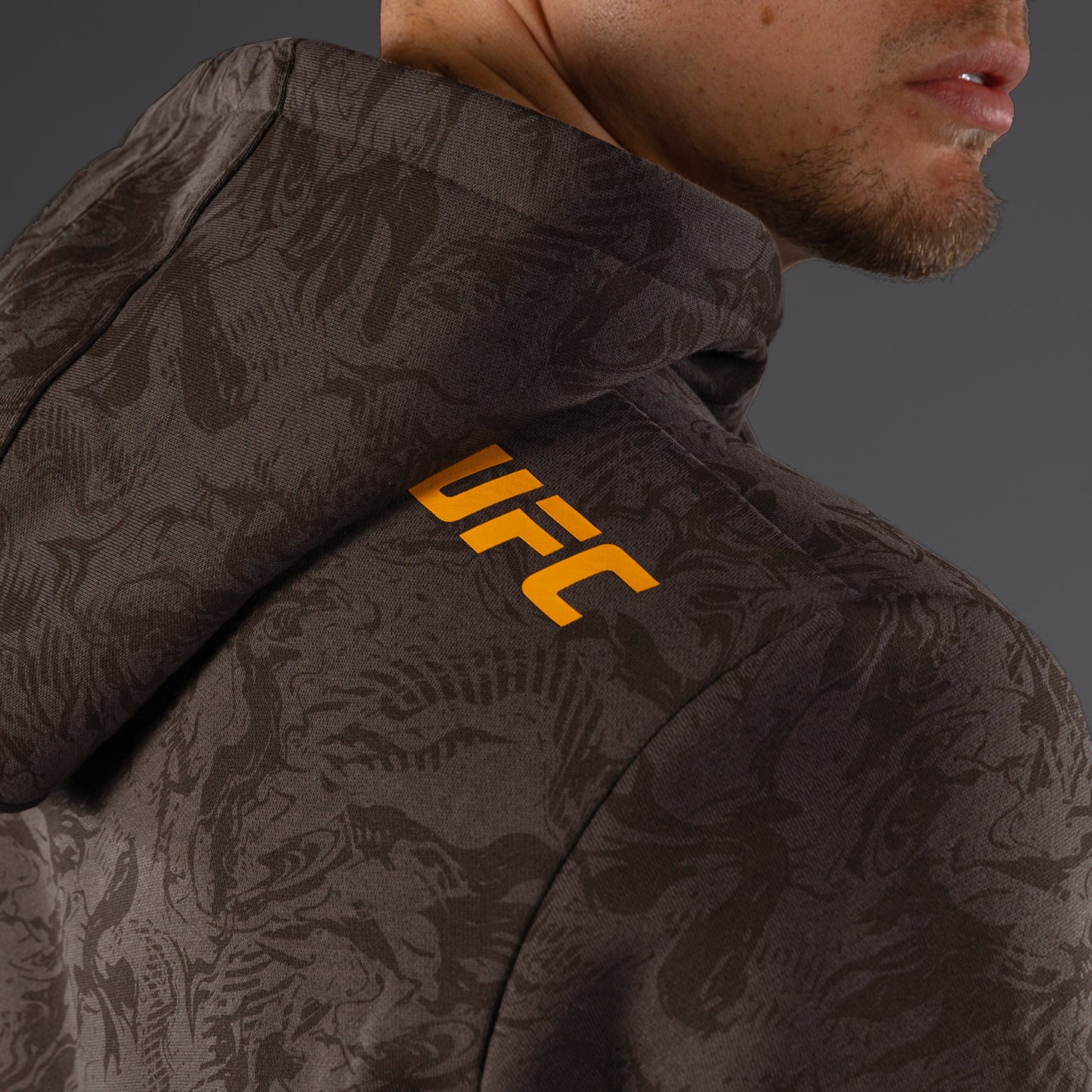 UFC Fusion by Venum Fight Week Felpa con Cappuccio per Uomo - Marrone terra