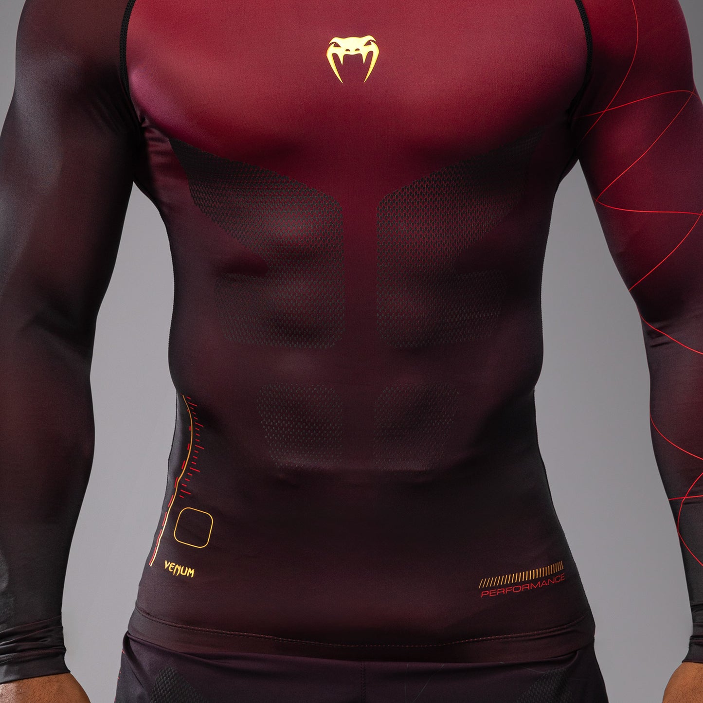 Venum Tactical XT Rashguard a maniche lunghe - Nero/Bordeaux/Oro