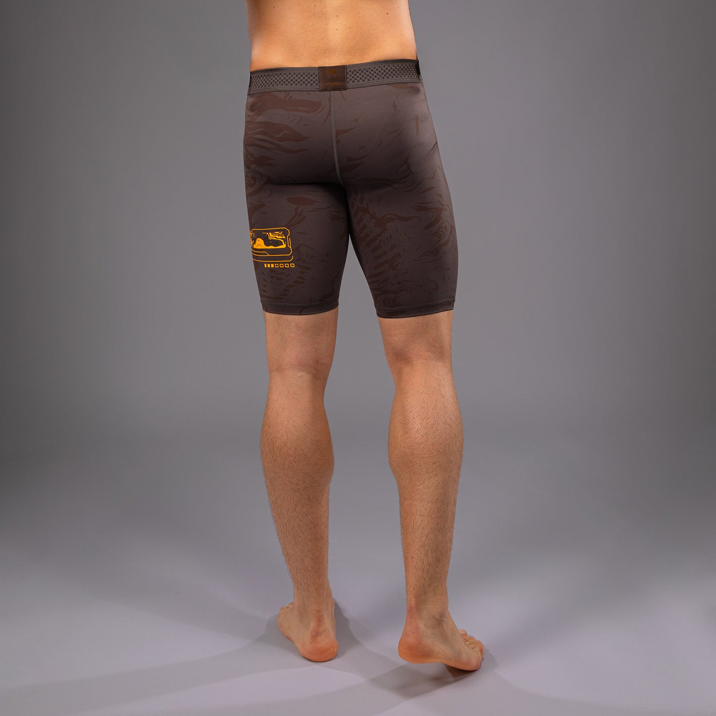 UFC Fusion by Venum Fight Week Vale Tudo Shorts per Uomo - Marrone terra