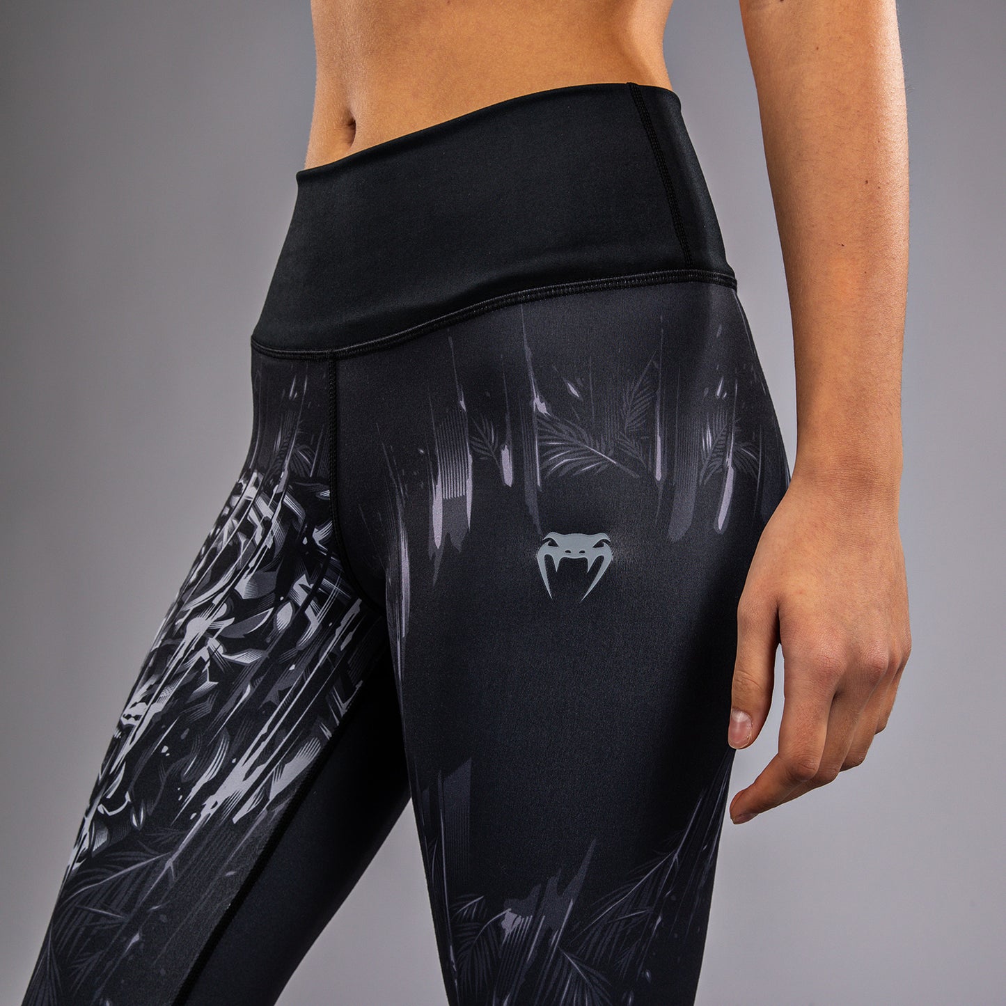 Venum Tiger Leggings Donna - Nero/Argento