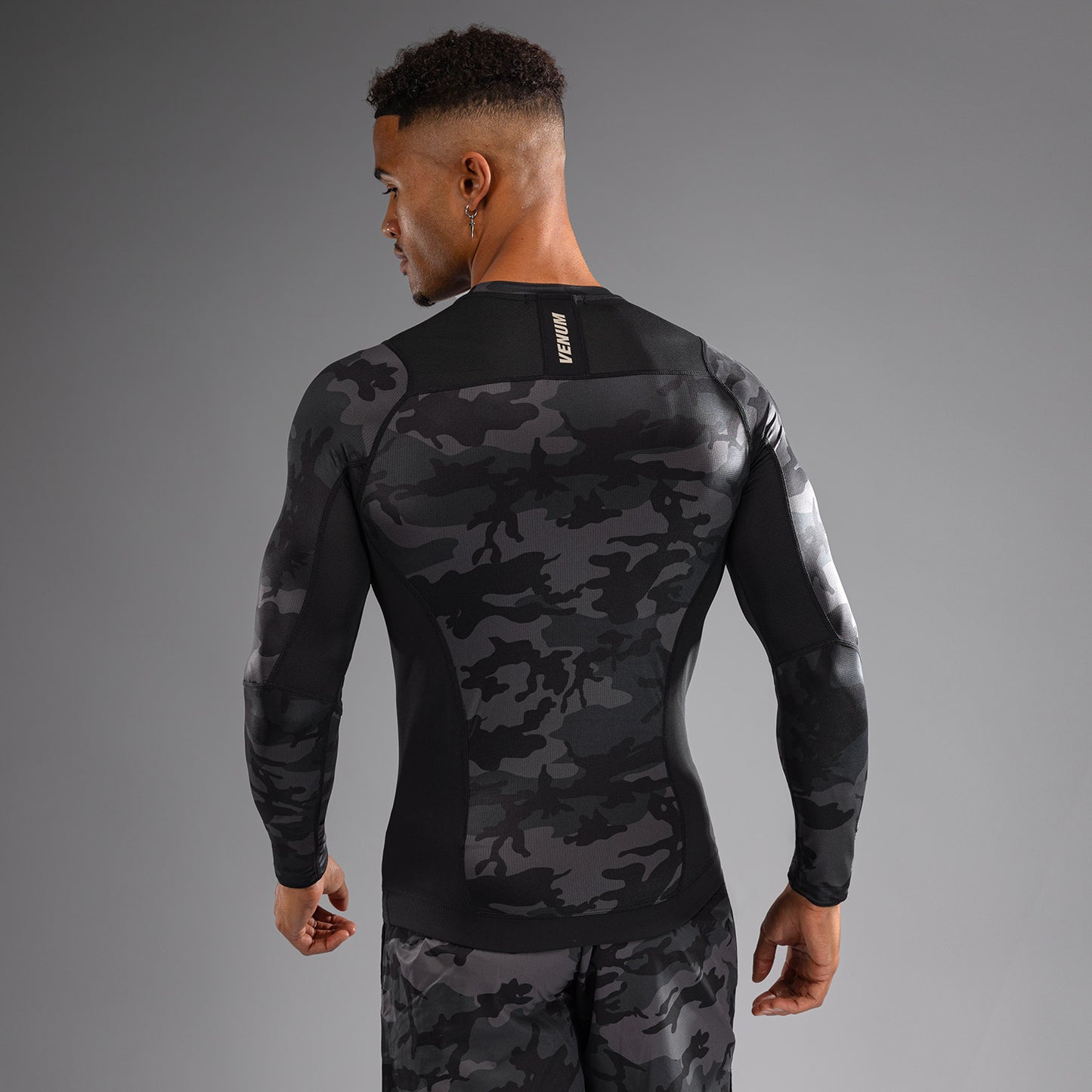 Venum G-Fit Air Rashguard a maniche Lunghe - Camo Digitale Urbano