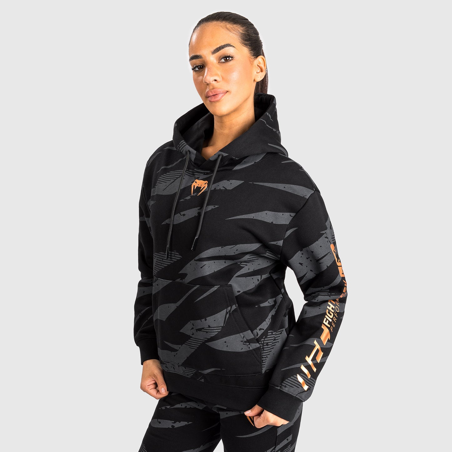 UFC Adrenaline by Venum Fight Week Felpa Con Cappuccio per Donna - Urban Camo