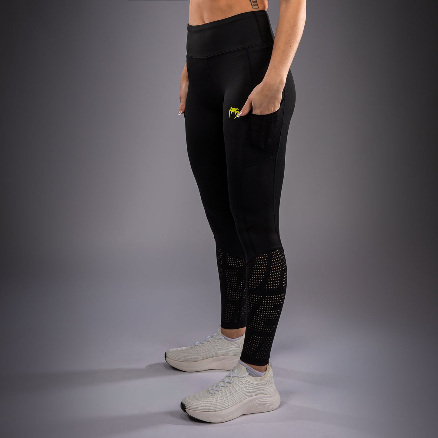Venum Lazer Leggings da Donna - Nero/Giallo