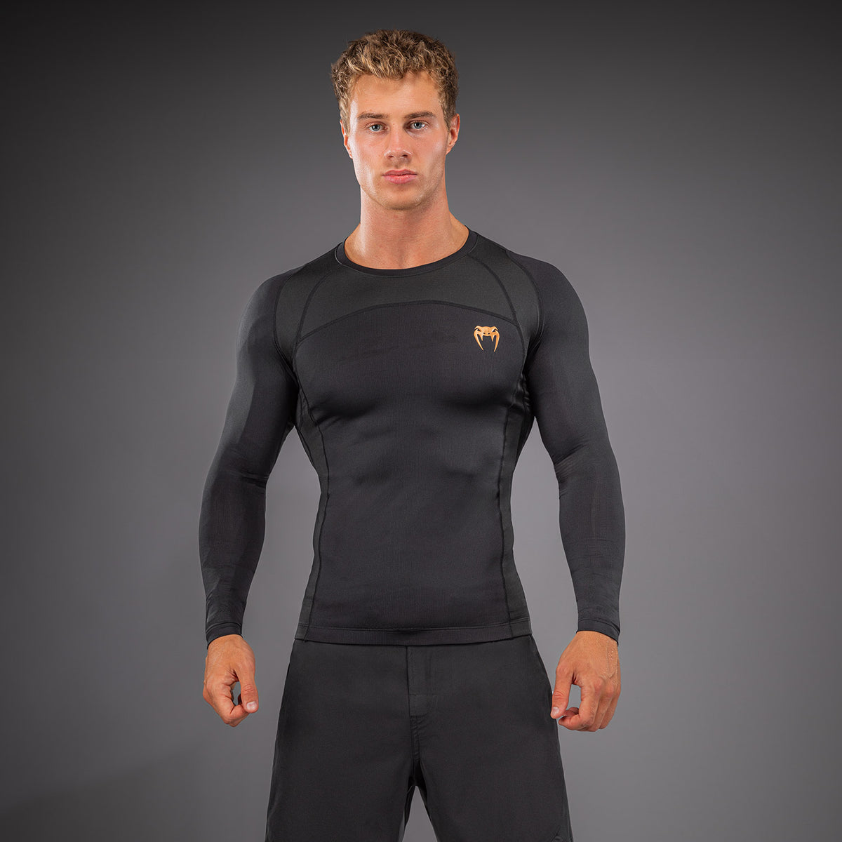 Venum G-Fit Revolution Rashguard a maniche lunghe - Nero/Rame