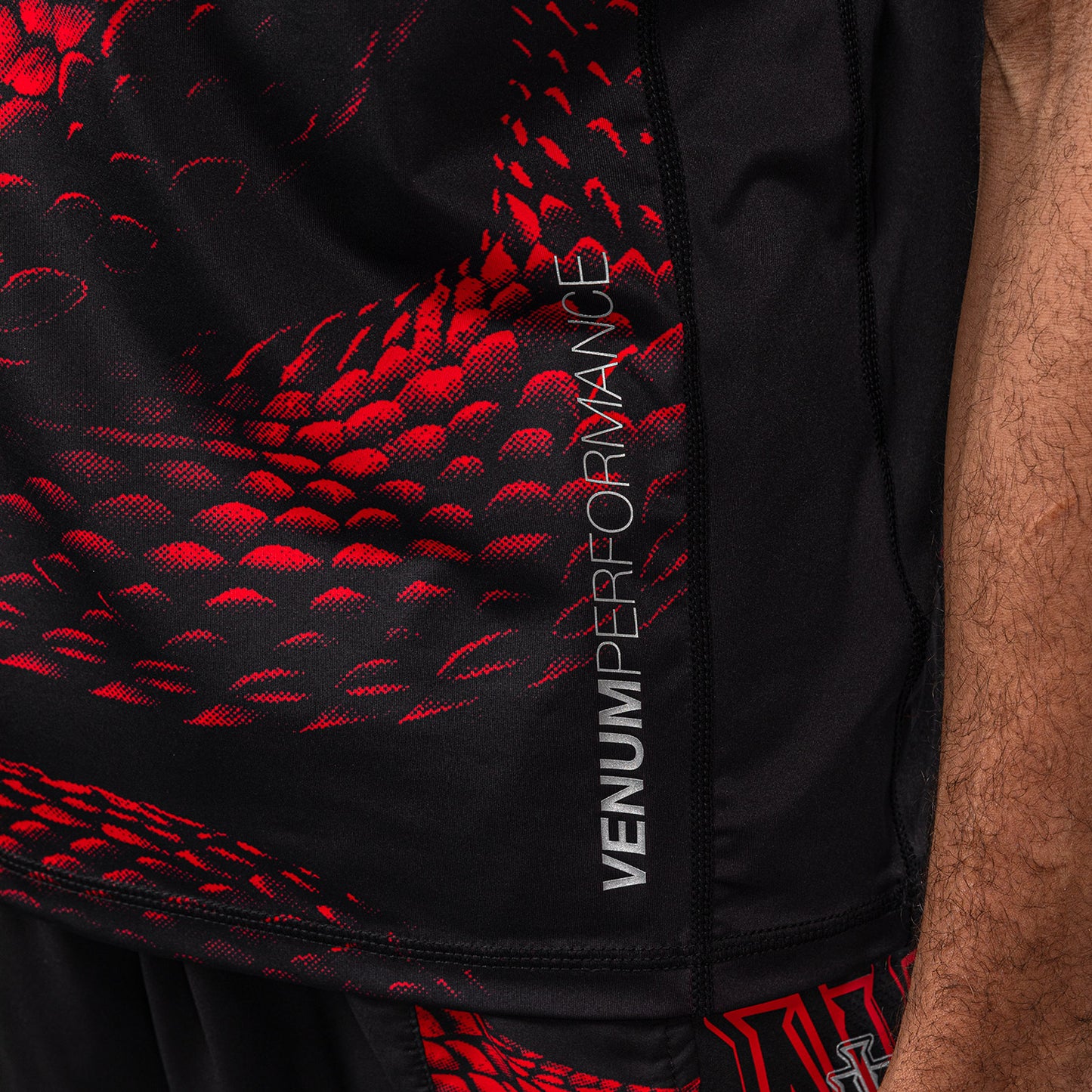 Venum Matupa Maglietta Dry Tech - Nero/Rosso/Argento