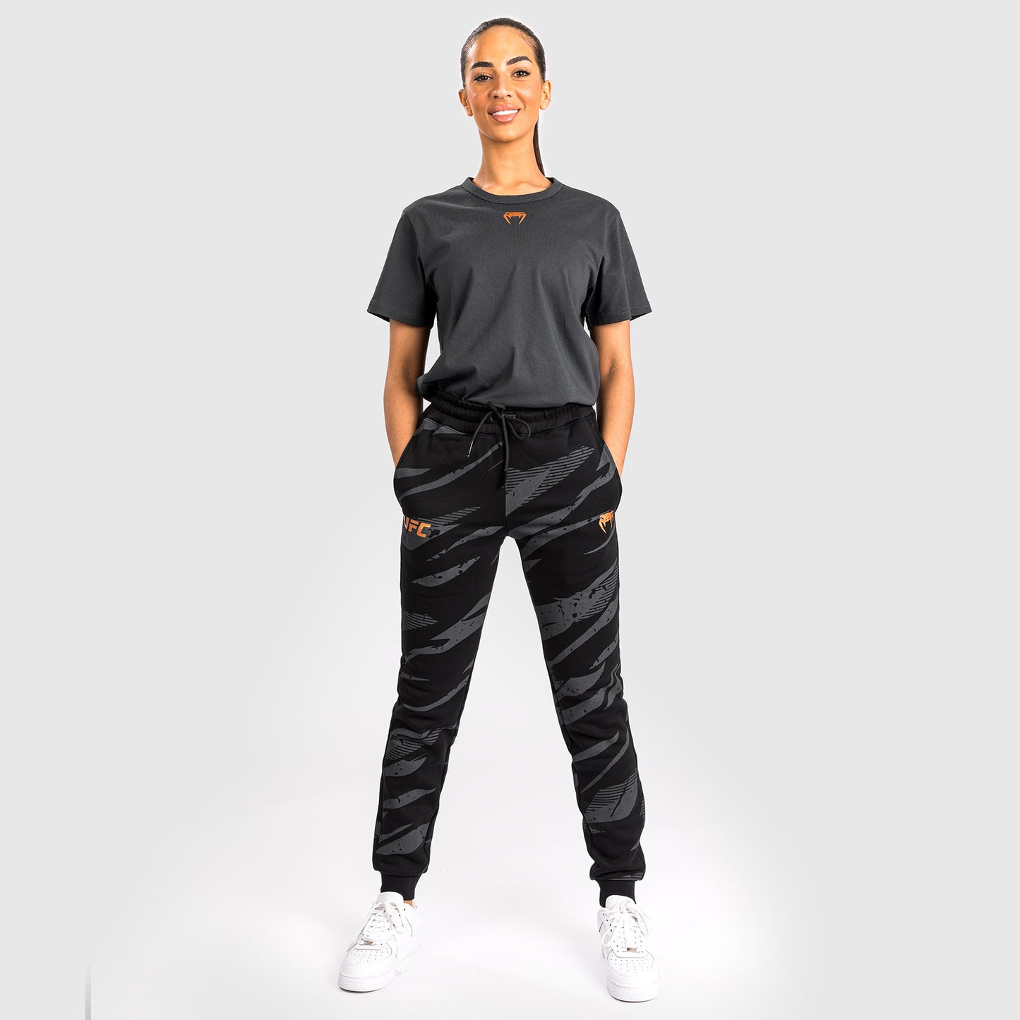 UFC Adrenaline by Venum Fight Week Pantaloni in Cotone per Donna - Urban Camo