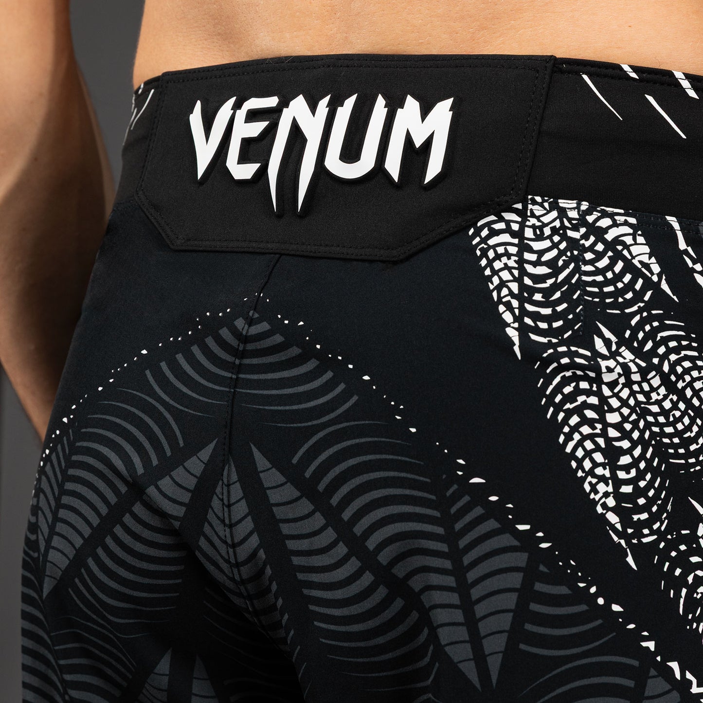 UFC Zenith by Venum Authentic Fight Night Pantaloncini da combattimento Gladiator Uomo - Nero
