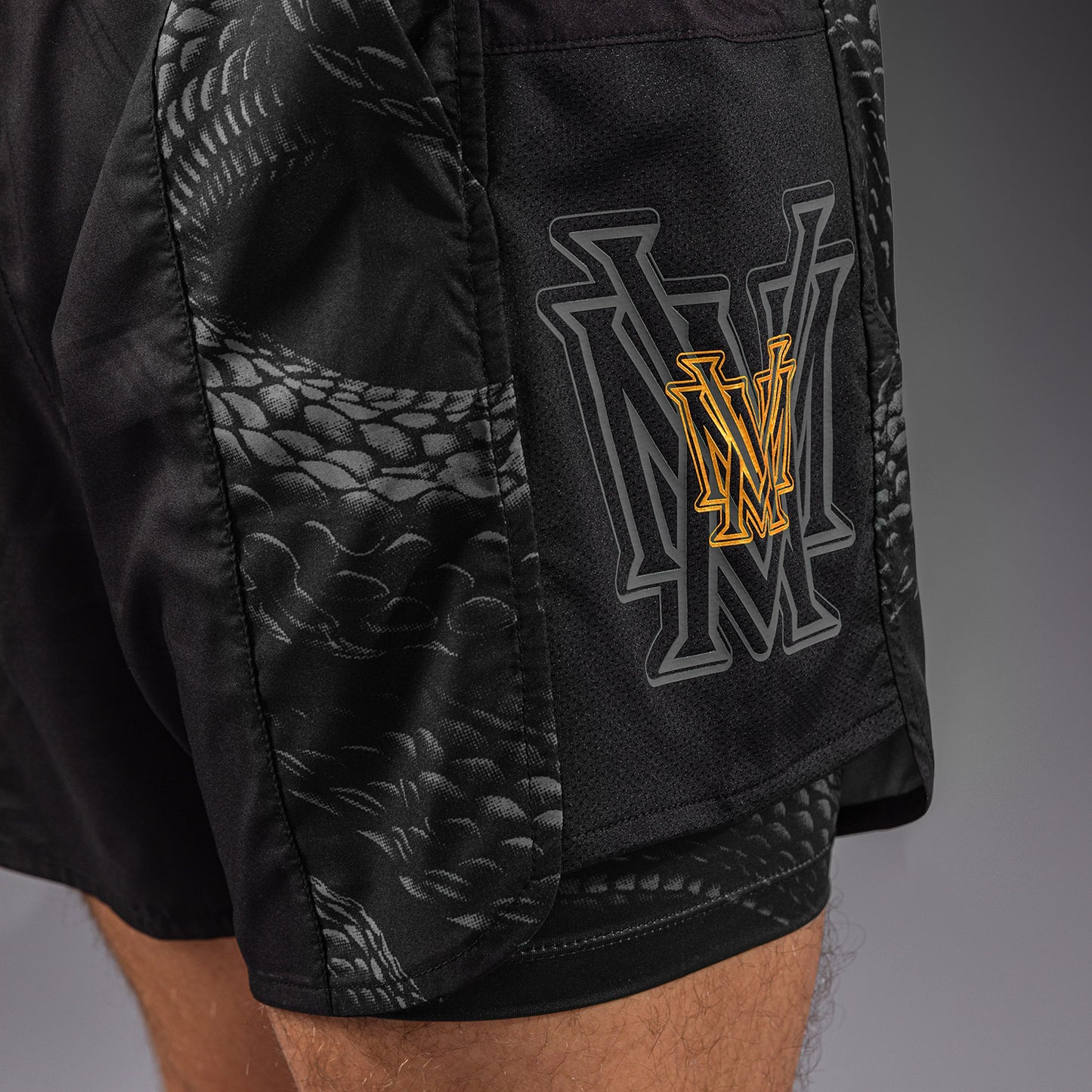 Venum Matupa Pantaloncini da Allenamento - Nero/Grigio/Oro