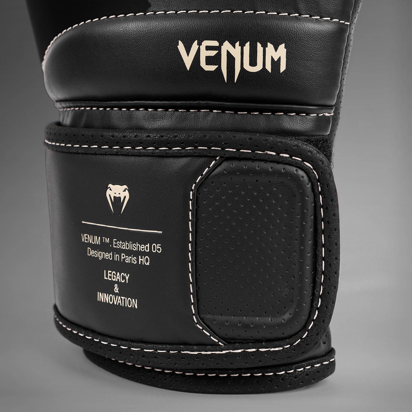 Venum Impact Evo Guanti da boxe - Nero