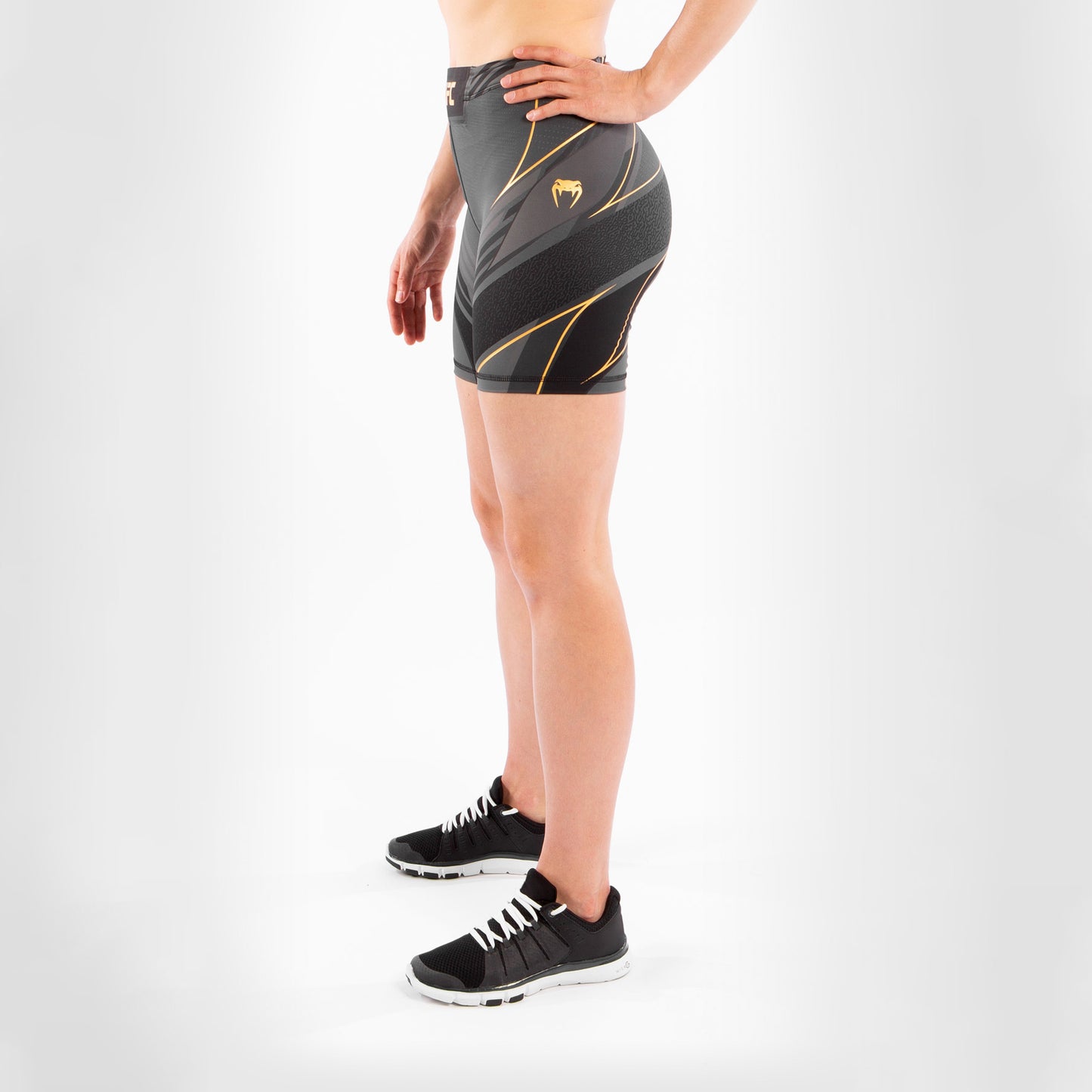Pantaloncini da Vale Tudo Donna UFC Venum Authentic Fight Night - Vestibilità Lunga - Campione