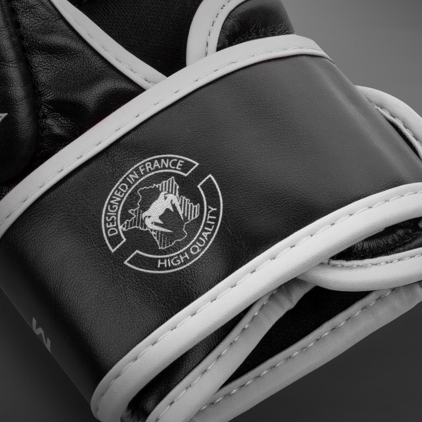 Venum Challenger 3.0 Guanti da combattimento - Nero/Bianco