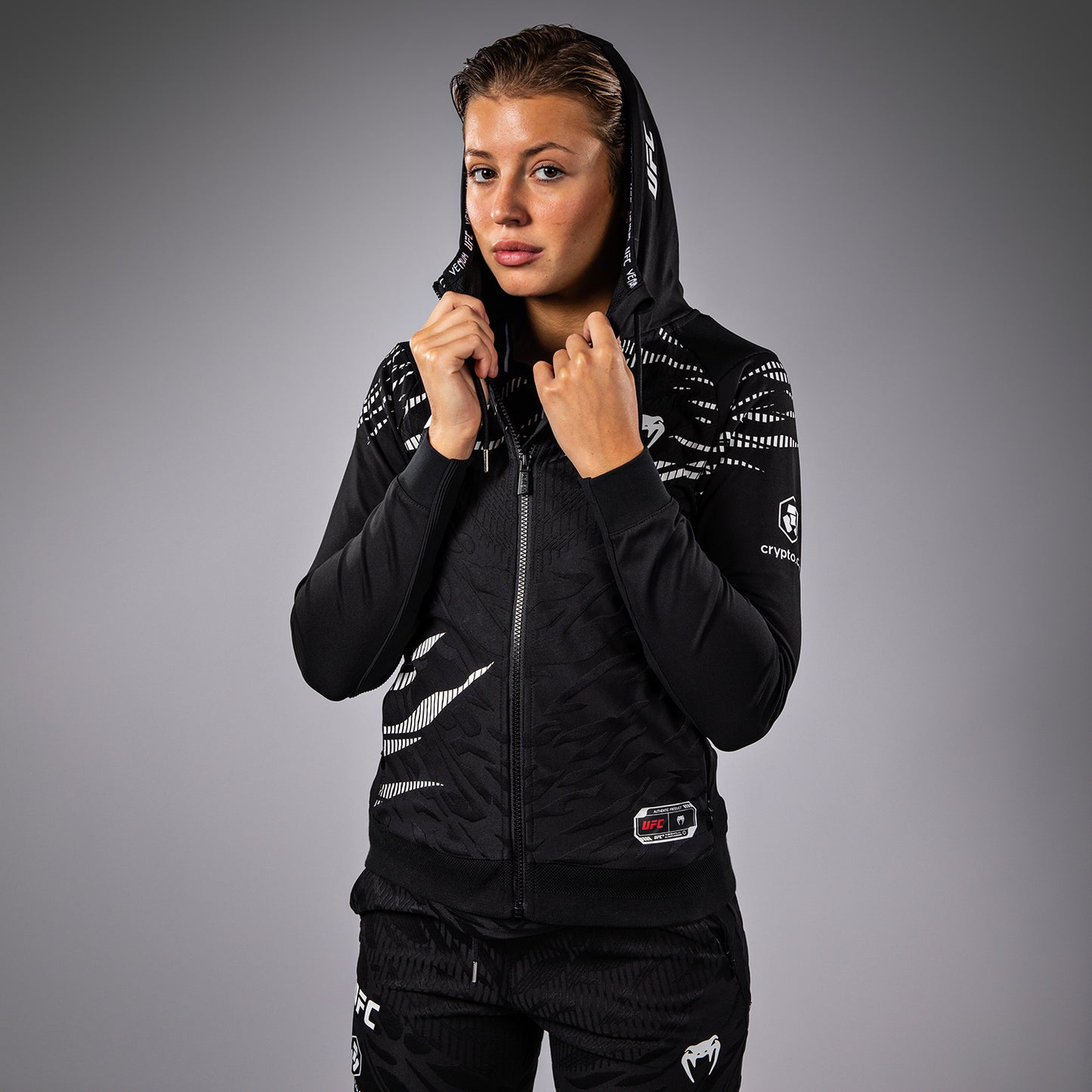 UFC Fusion by Venum Authentic Fight Night Felpa con Cappuccio per Donna - Nero