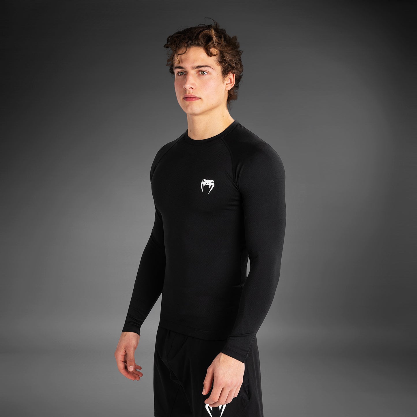 Venum Contender Rashguard a maniche lunghe - Nero/Bianco