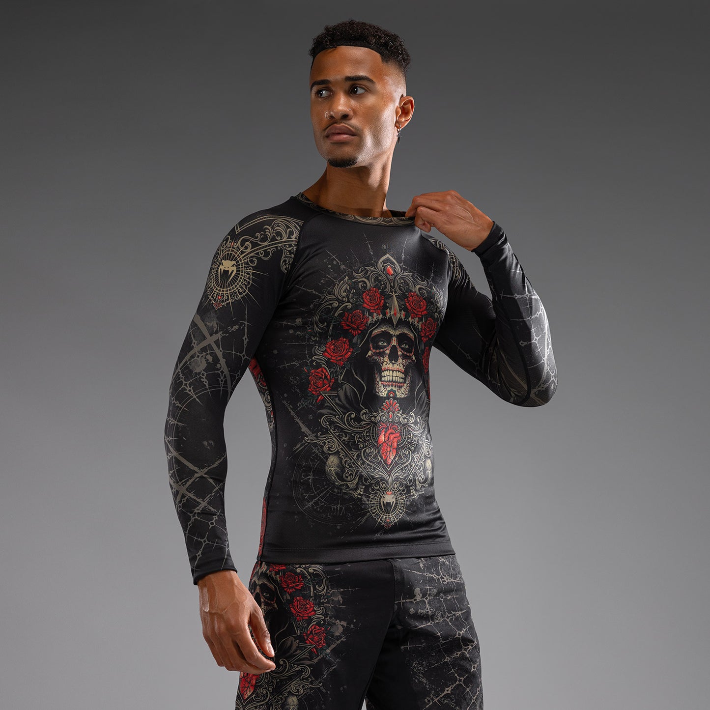 Venum Santa Muerte 5.0 Rashguard a maniche Lunghe - Nero Profondo/Oro