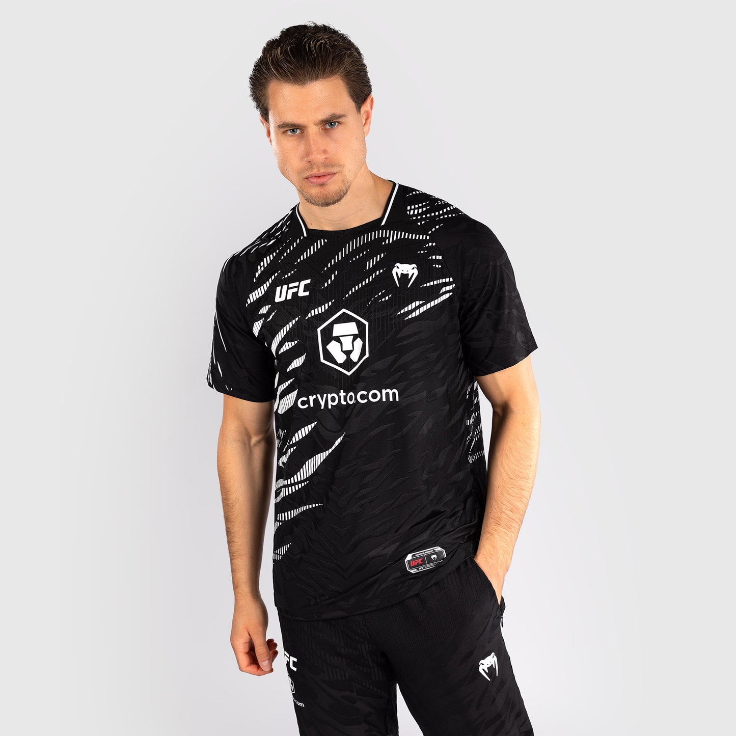 UFC Fusion by Venum Personalizzati Authentic Fight Night Maglietta Dry Tech per Uomo - Nero