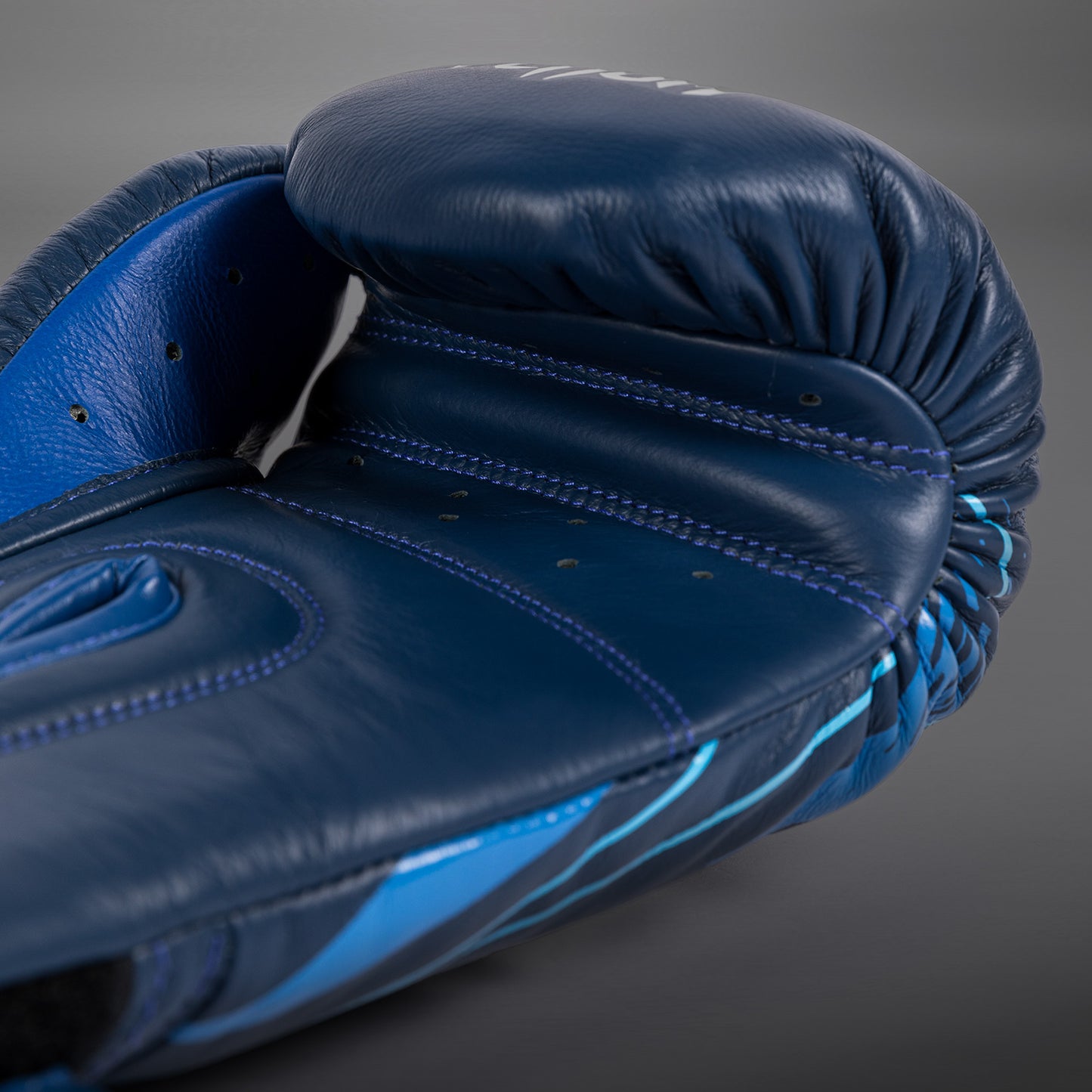 Venum x Top Rank Original Guanti da Boxe Hammer - Blu Navy