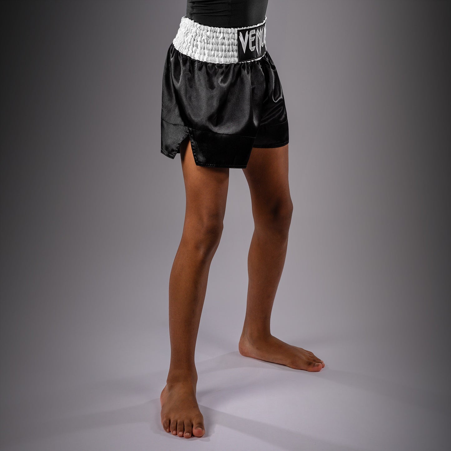 Venum Classic Pantaloncini Muay Thaï per bambini – Nero/Bianco