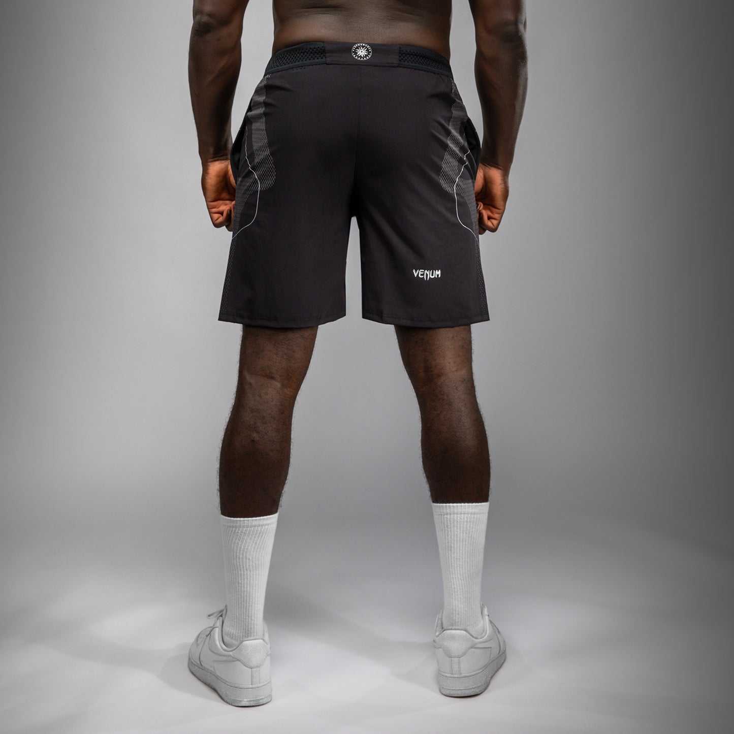 Venum Nexus Pantaloncini da allenamento – Nero/Argento