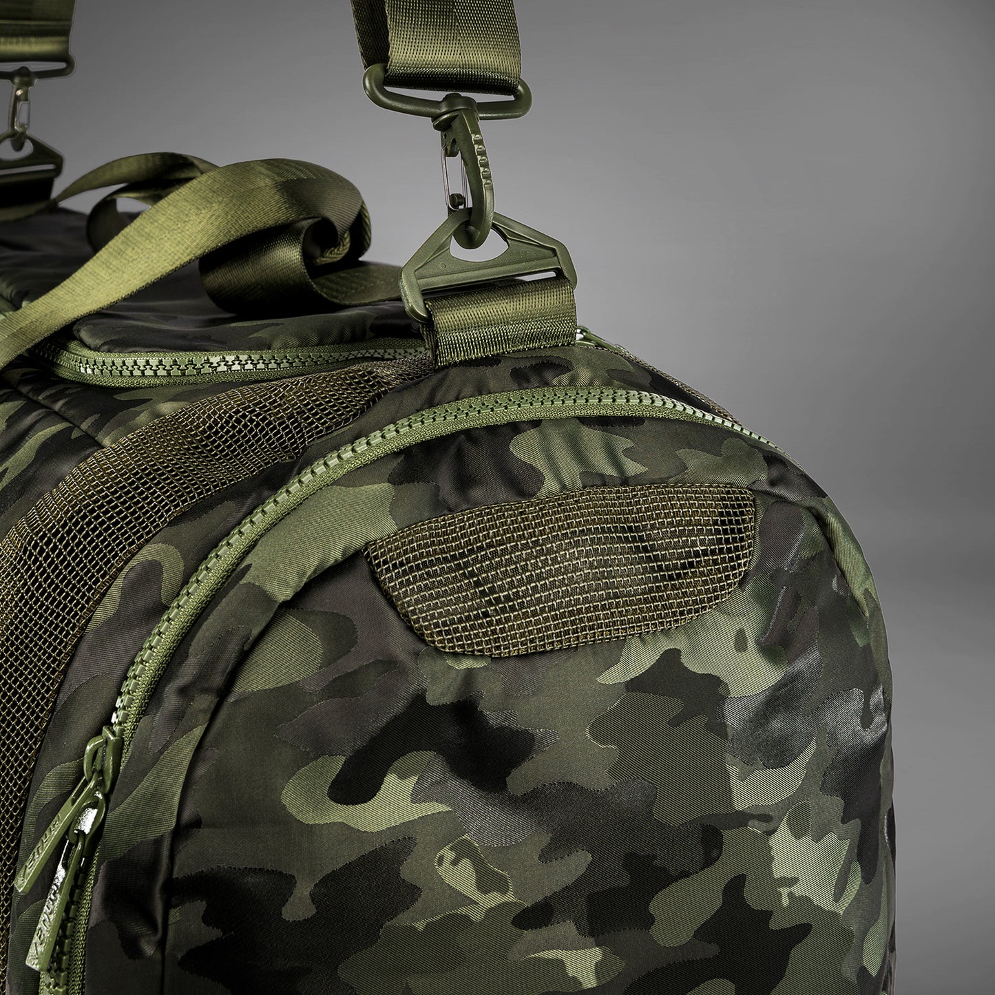 Venum Trainer Lite Borsa Sportiva (48L) – Kaki/Camouflage
