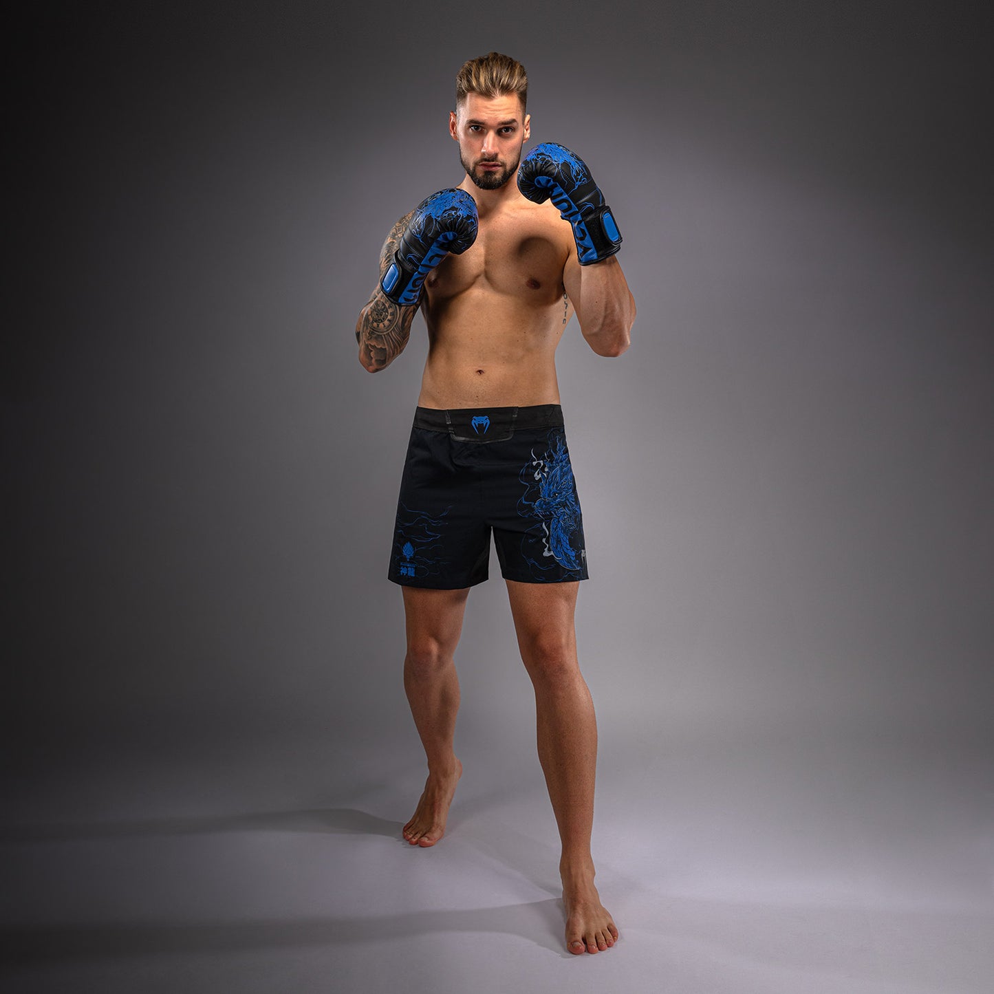 Venum Thunder Dragon Pantaloncini da Combattimento – Nero/Blu Reale