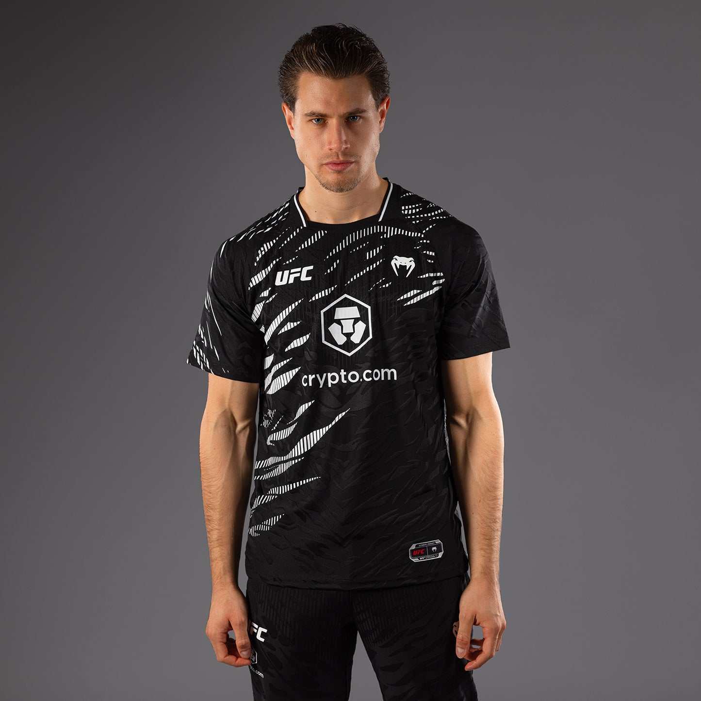 UFC Fusion by Venum Authentic Fight Night Maglietta Dry Tech per Uomo - Nero