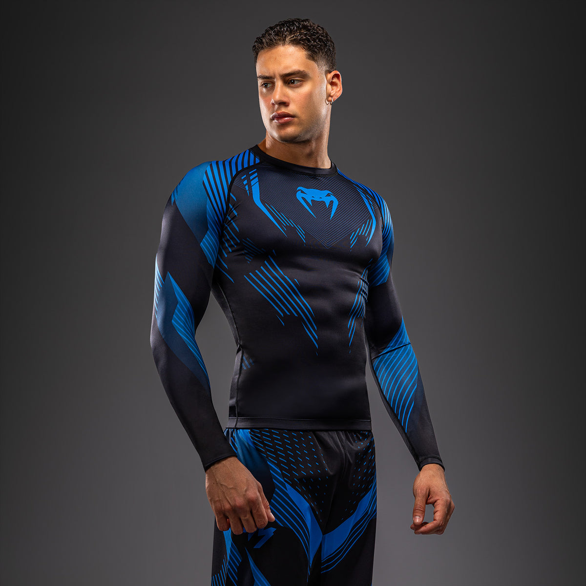 Venum No-Gi 6.0 Rashguard a Maniche Lunghe - Nero/Blu