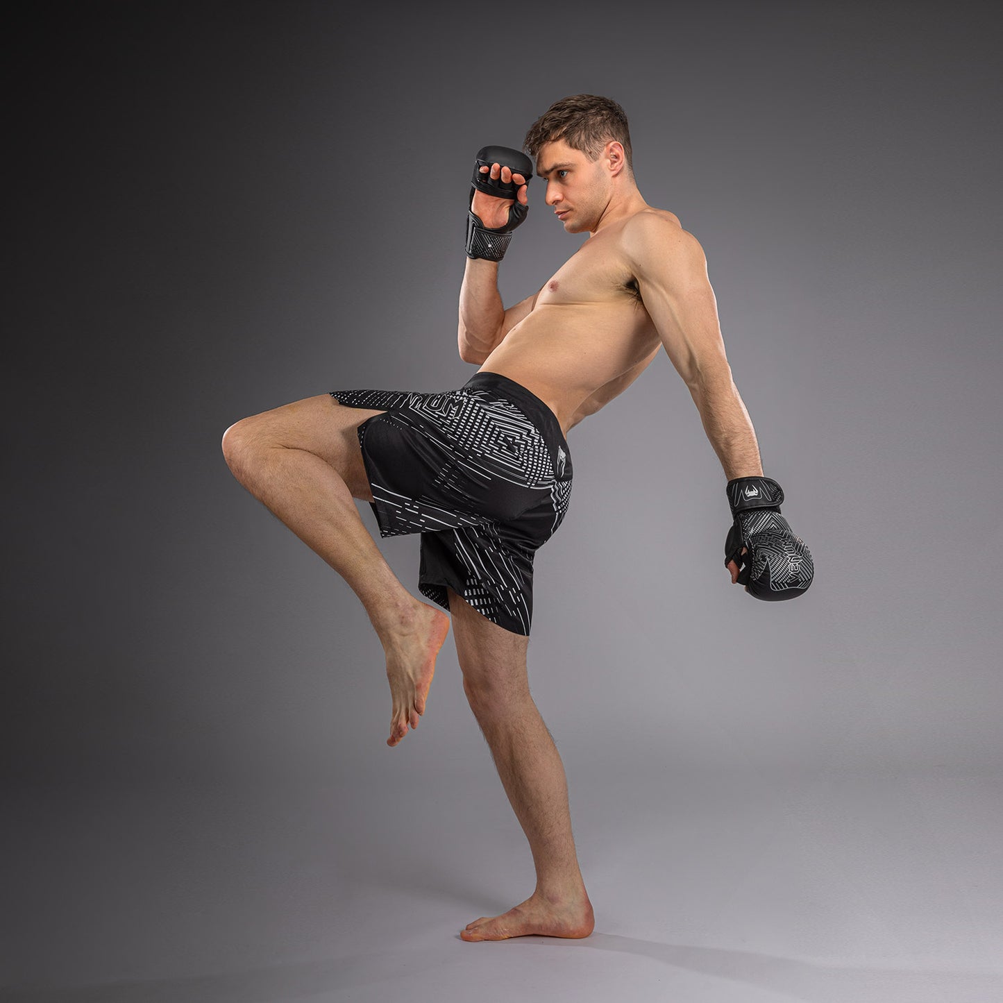 Venum Midnight Fury Pantaloncini da Combattimento – Nero/Grigio/Argento