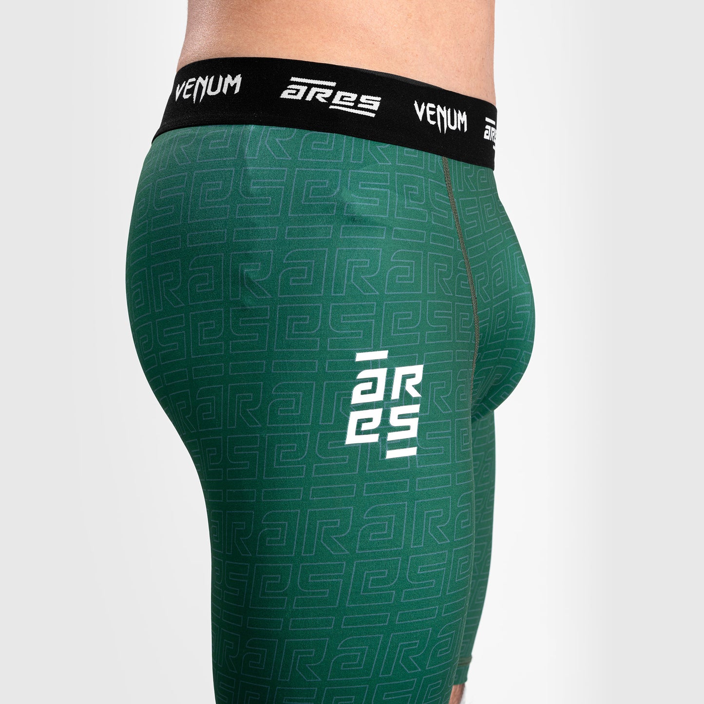 Venum x Ares 2.0 Pantaloncini a Compressione - Khaki