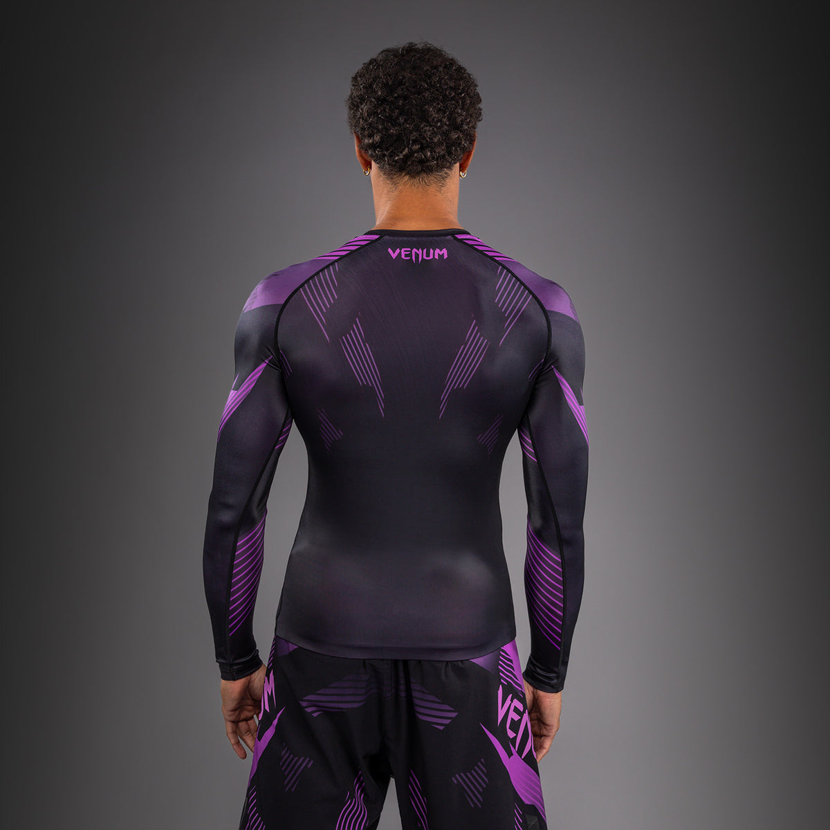 Venum No-Gi 6.0 Rashguard a Maniche Lunghe - Nero/Viola