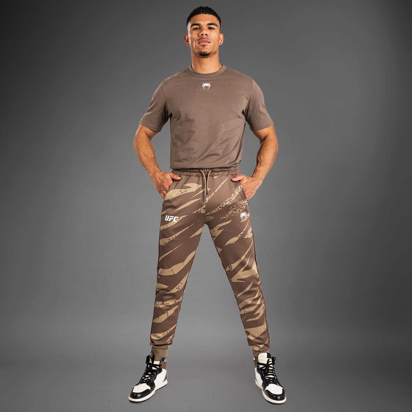 UFC Adrenaline by Venum Fight Week Pantaloni da Uomo - Desert Camo