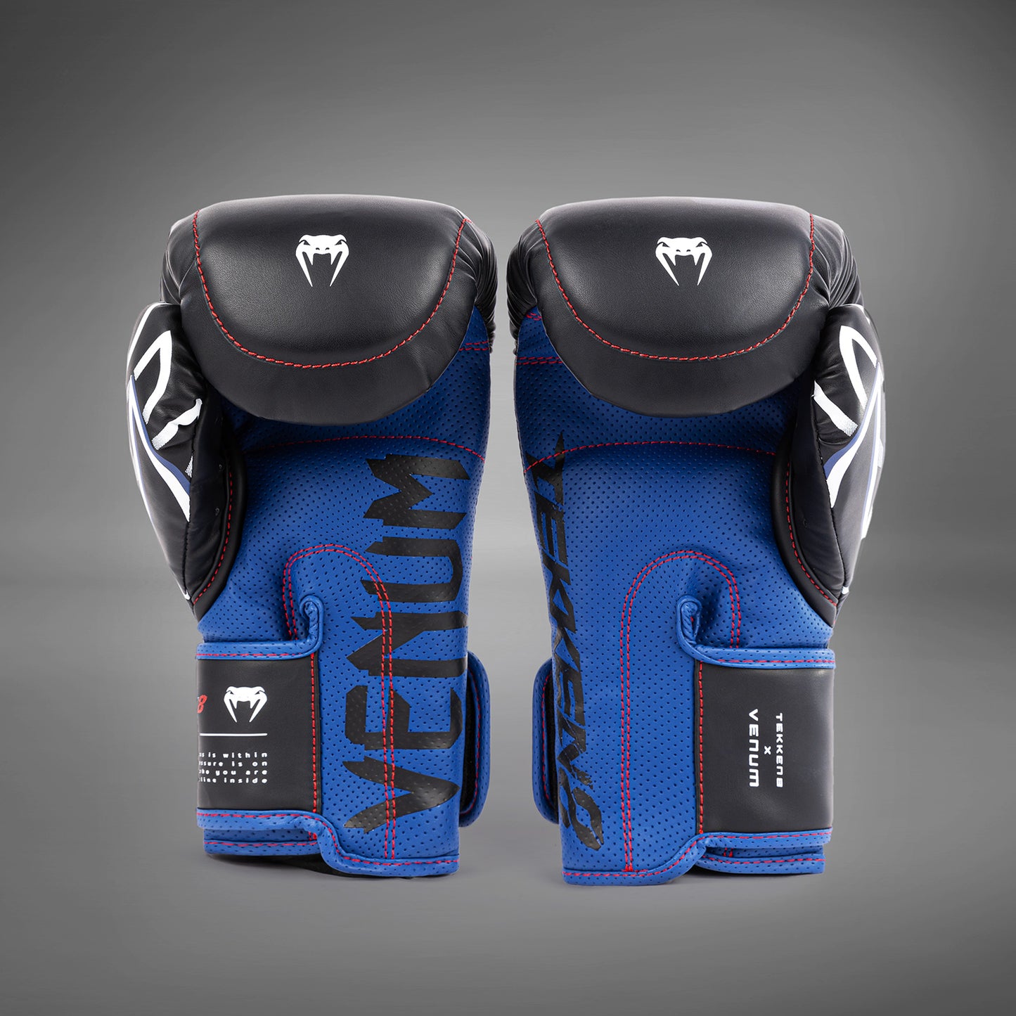 Venum x TEKKEN 8 - Jin Kazama Guanti da Boxe - Blu/Nero/Bianco
