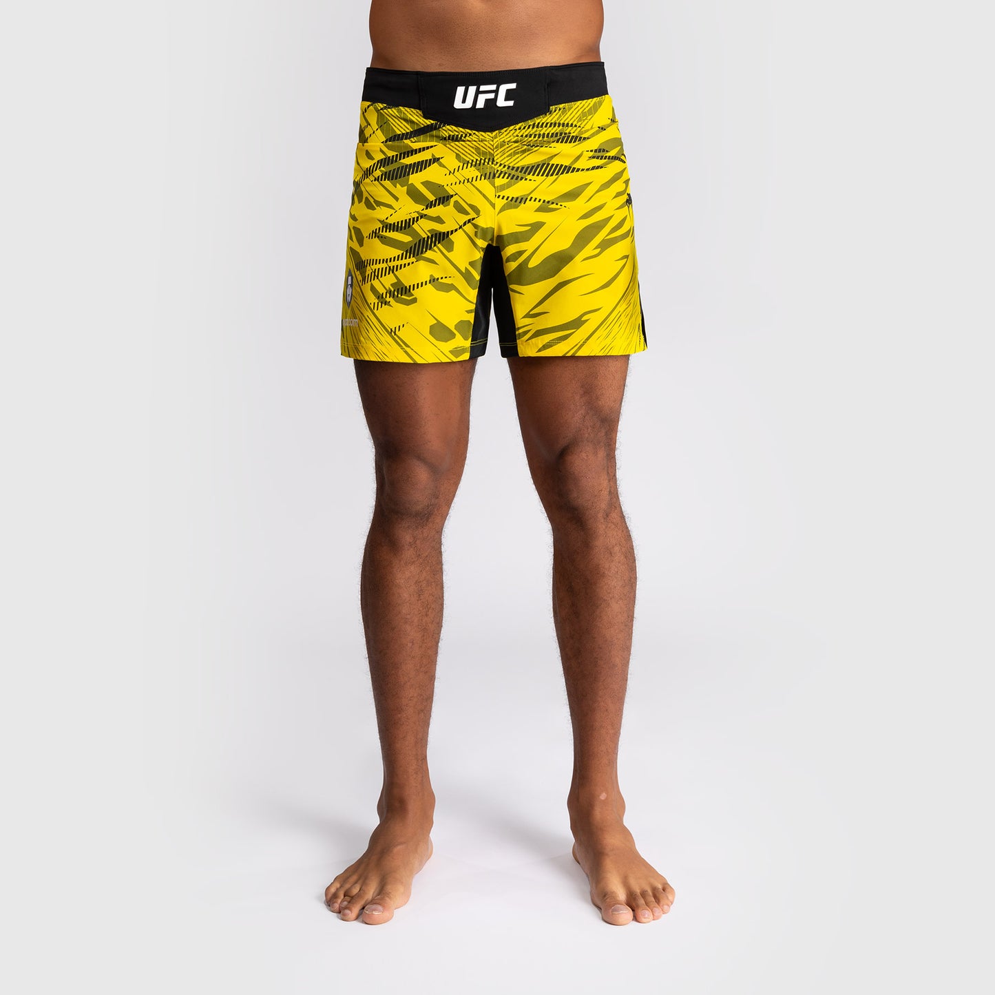UFC Fusion by Venum Personalizzati Authentic Fight Night Shorts da Lotta per Uomo - Fit Corto - Giallo