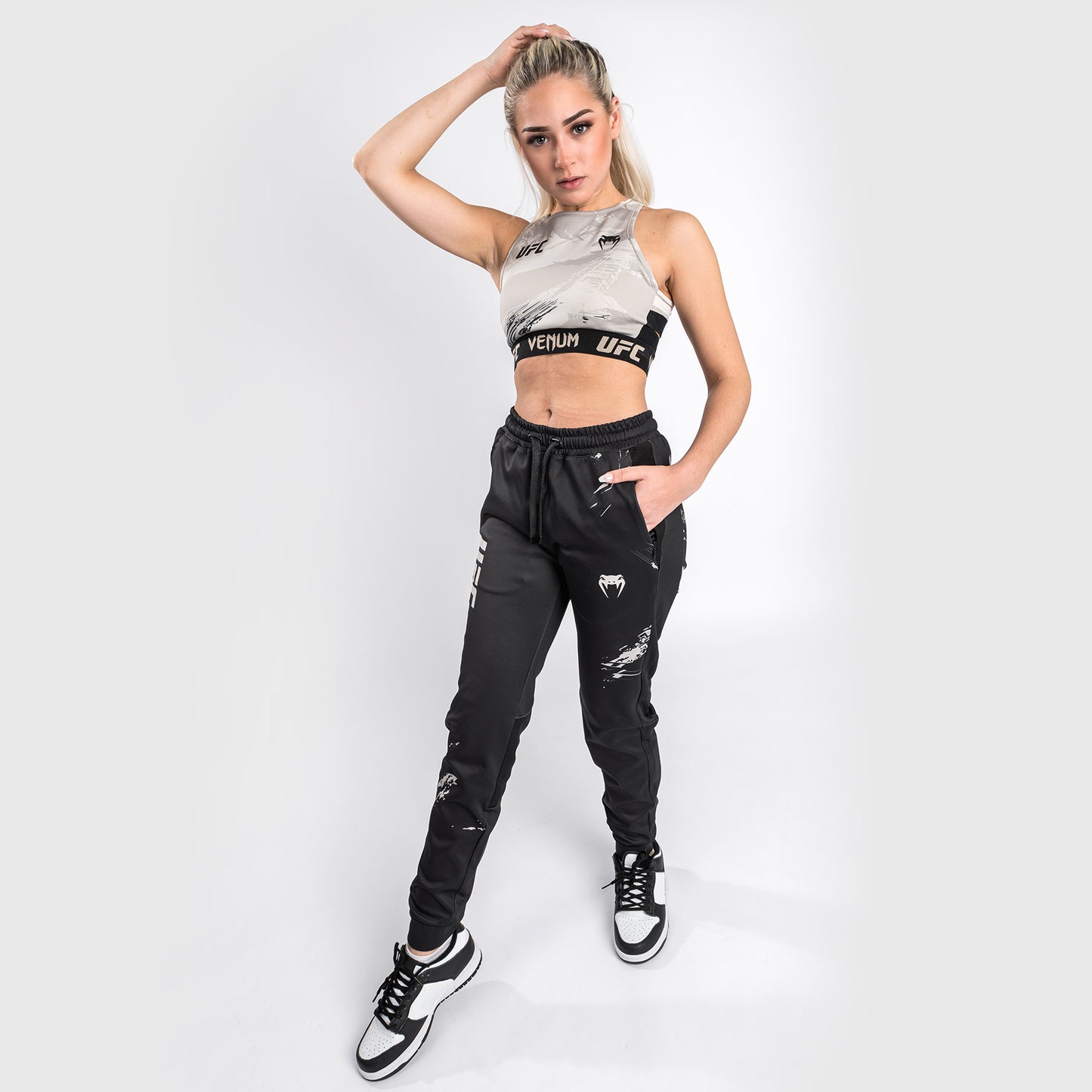 UFC Venum Authentic Fight Week 2.0 Jogging Donna – Nero/Sabbia