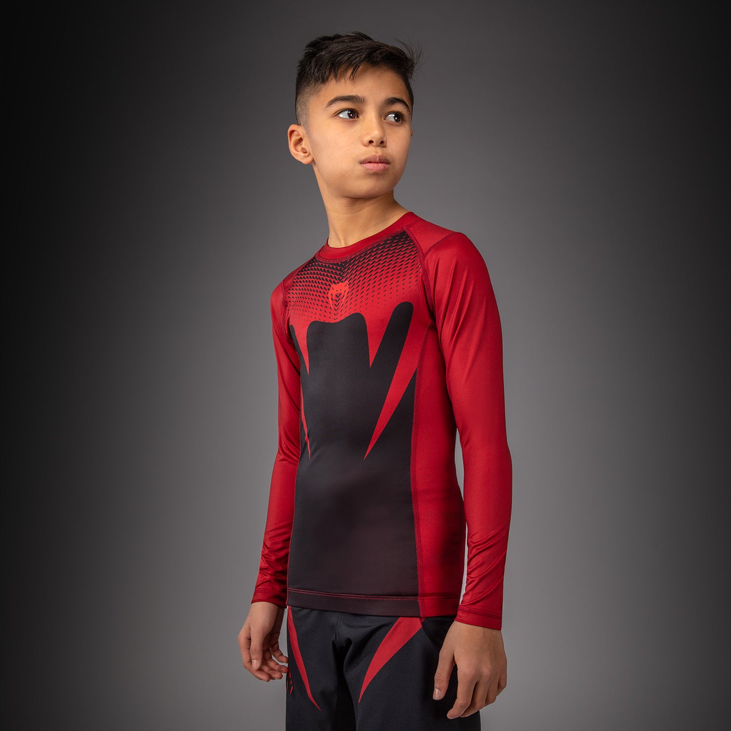 Venum Attack Rashguard a Maniche Lunghe per Bambini - Nero/Rosso