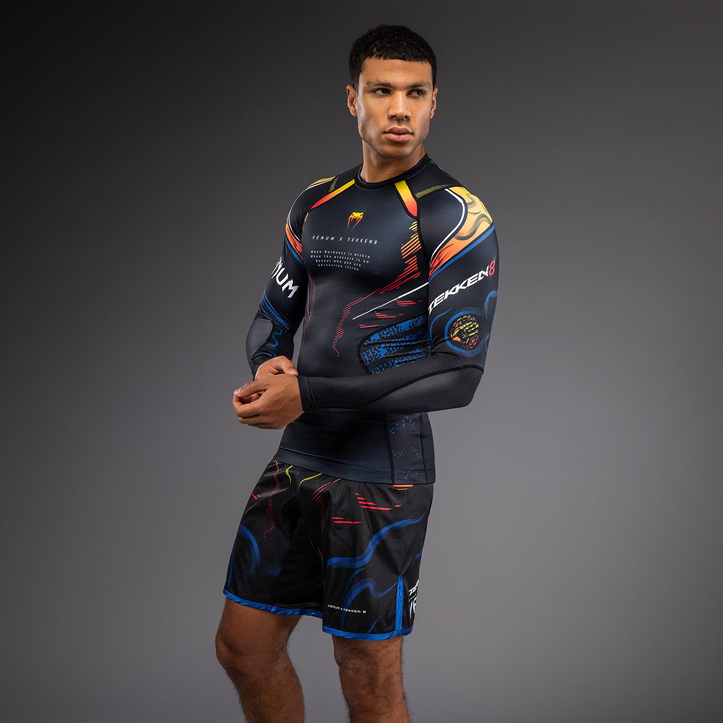Venum x TEKKEN 8 Rashguard a Maniche Lunghe - Yoshimitsu - Nero/Arancione
