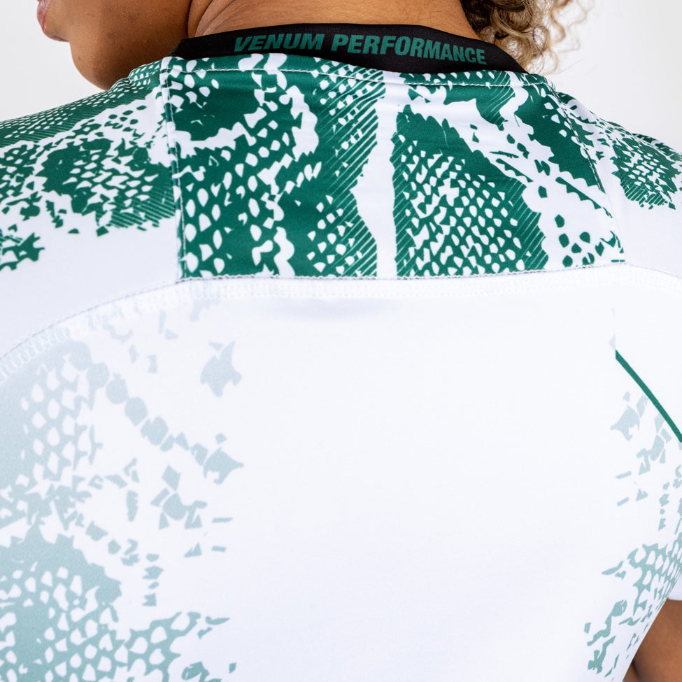 UFC Adrenaline by Venum Personalized Authentic Fight Night Maglia Walkout donna - Emerald Edition - bianco/verde
