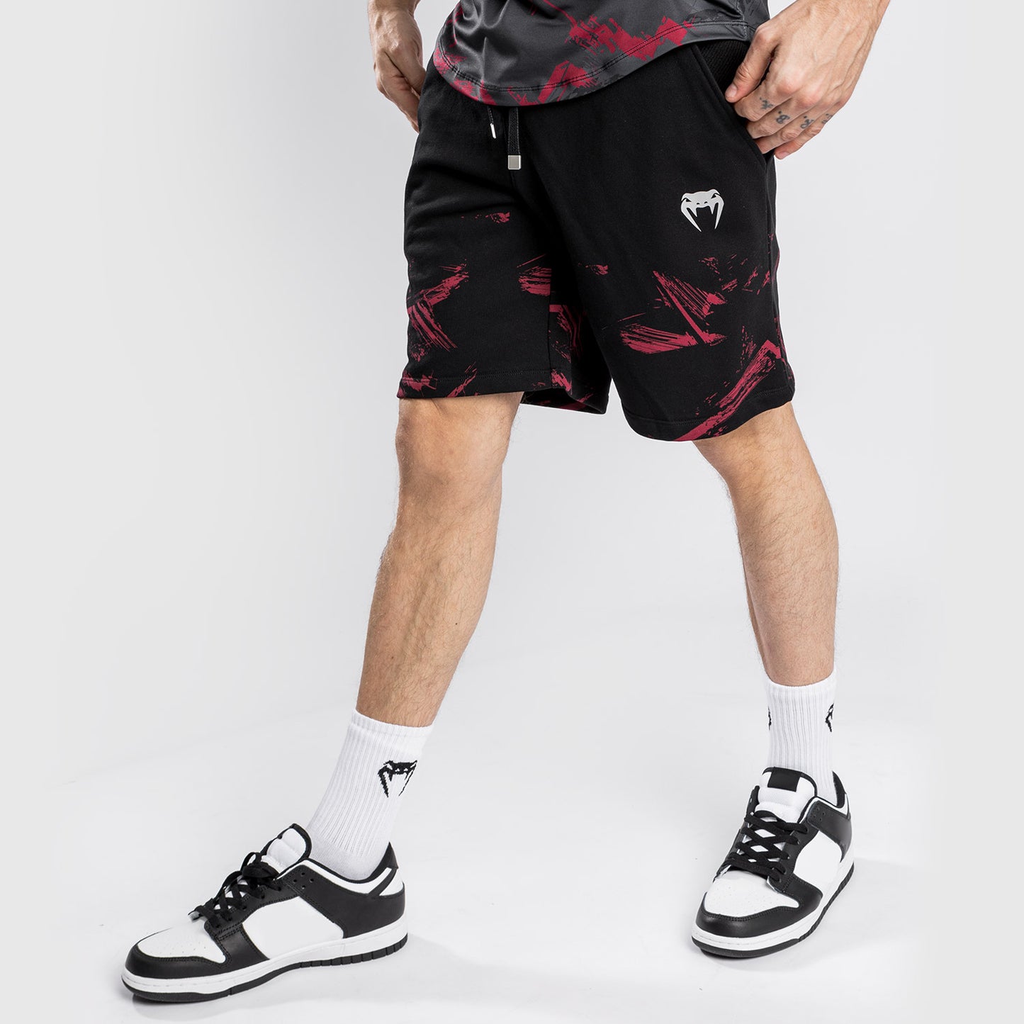 Venum UFC Authentic Fight Week Pantaloncini 2.0 da Uomo – Nero/Rosso