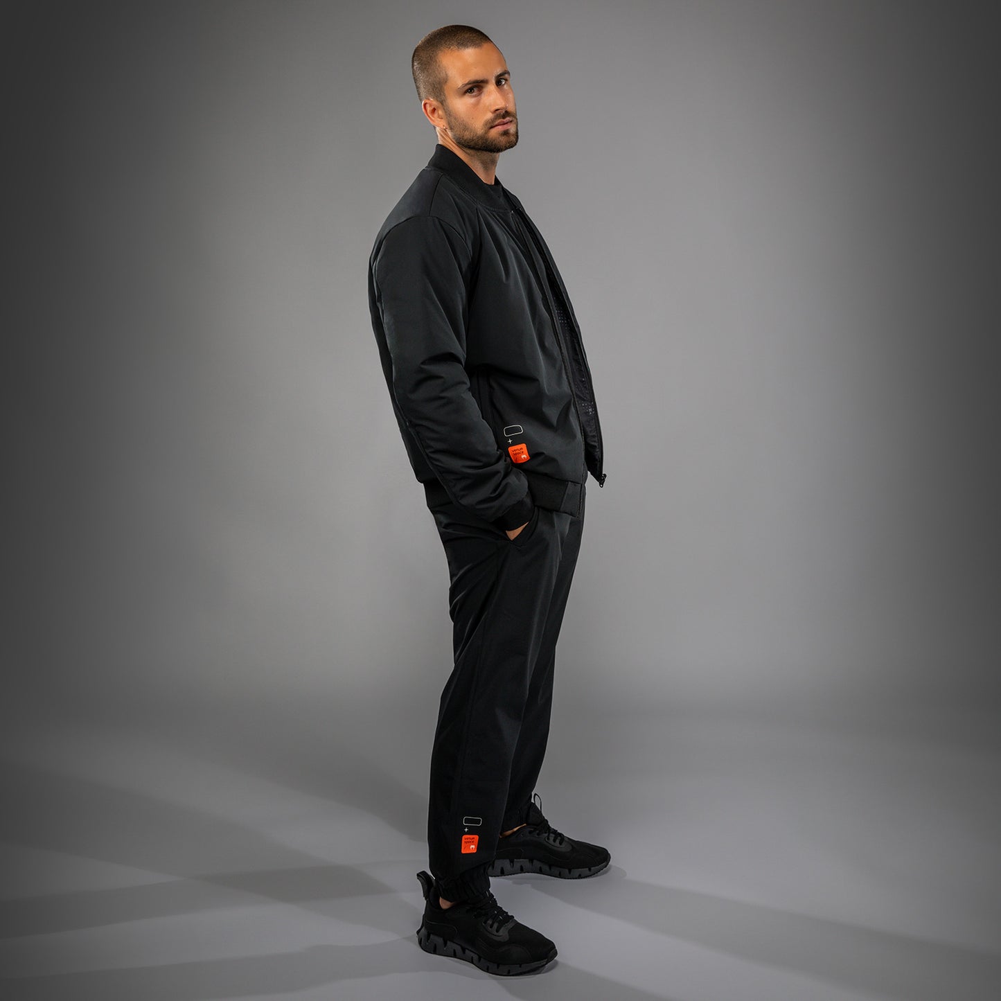 Venum Eclipse Giacca Bomber – Nero/Avorio