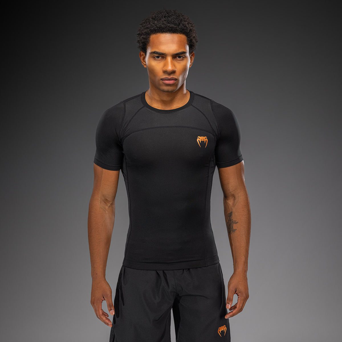 Venum G-Fit Revolution Rashguard a maniche corte - Nero/Rame
