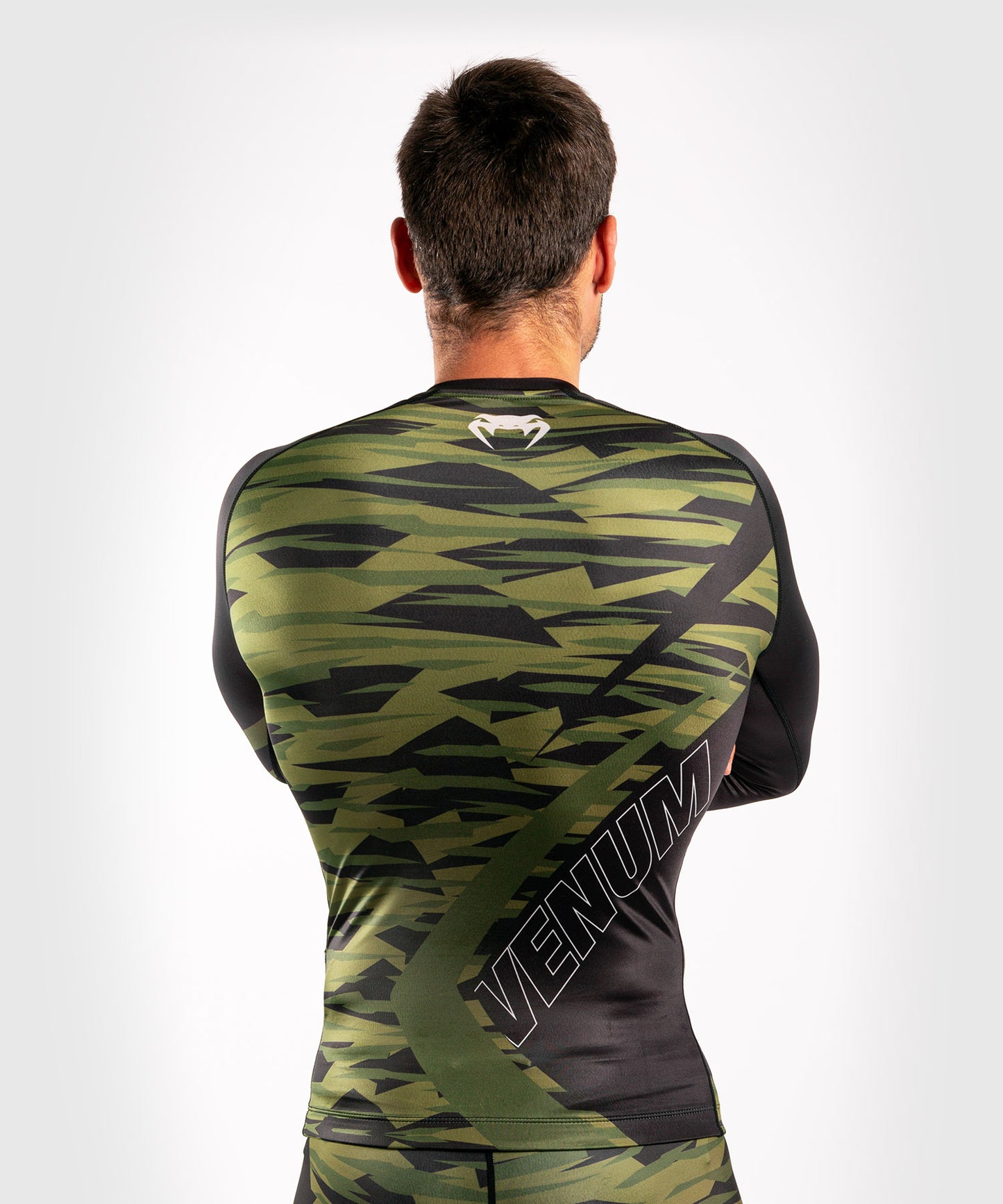 Rashguard Venum Contender 5.0 - maniche lunghe - Camo cachi