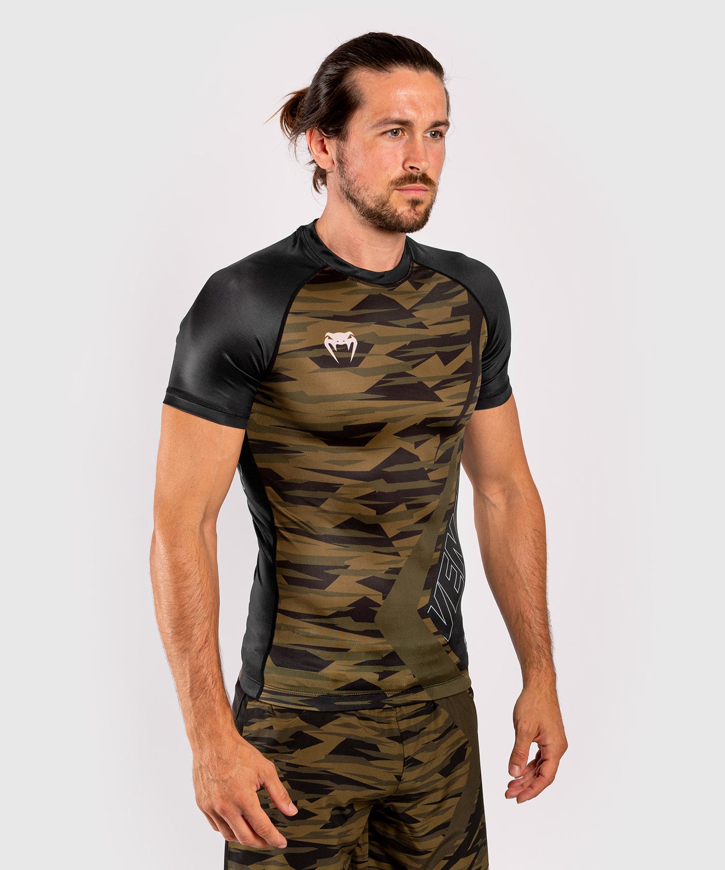 Rashguard Venum Contender 5.0 - maniche corte - Camo cachi