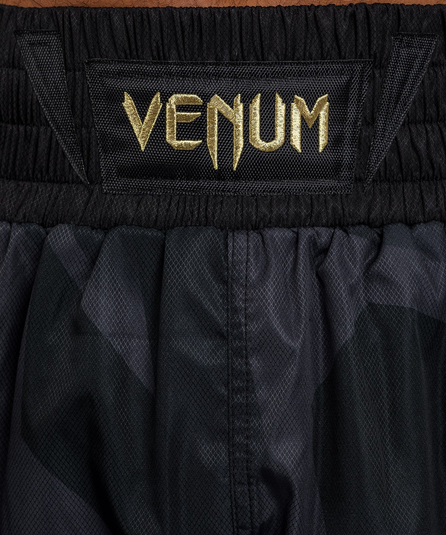 Pantaloncini da boxe Venum Razor - Nero/Oro