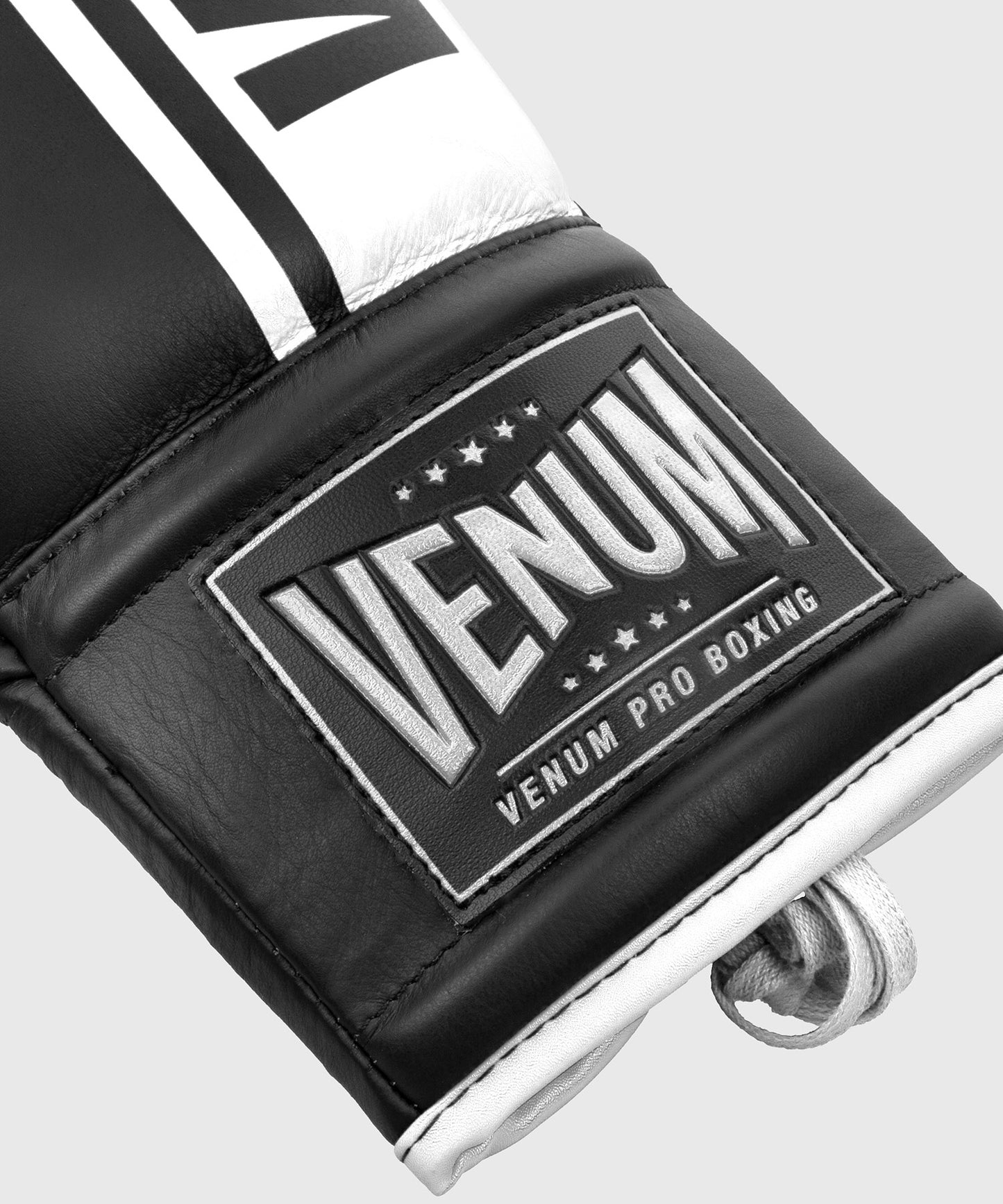Guantoni da boxe professionali Venum Shield – Lacci