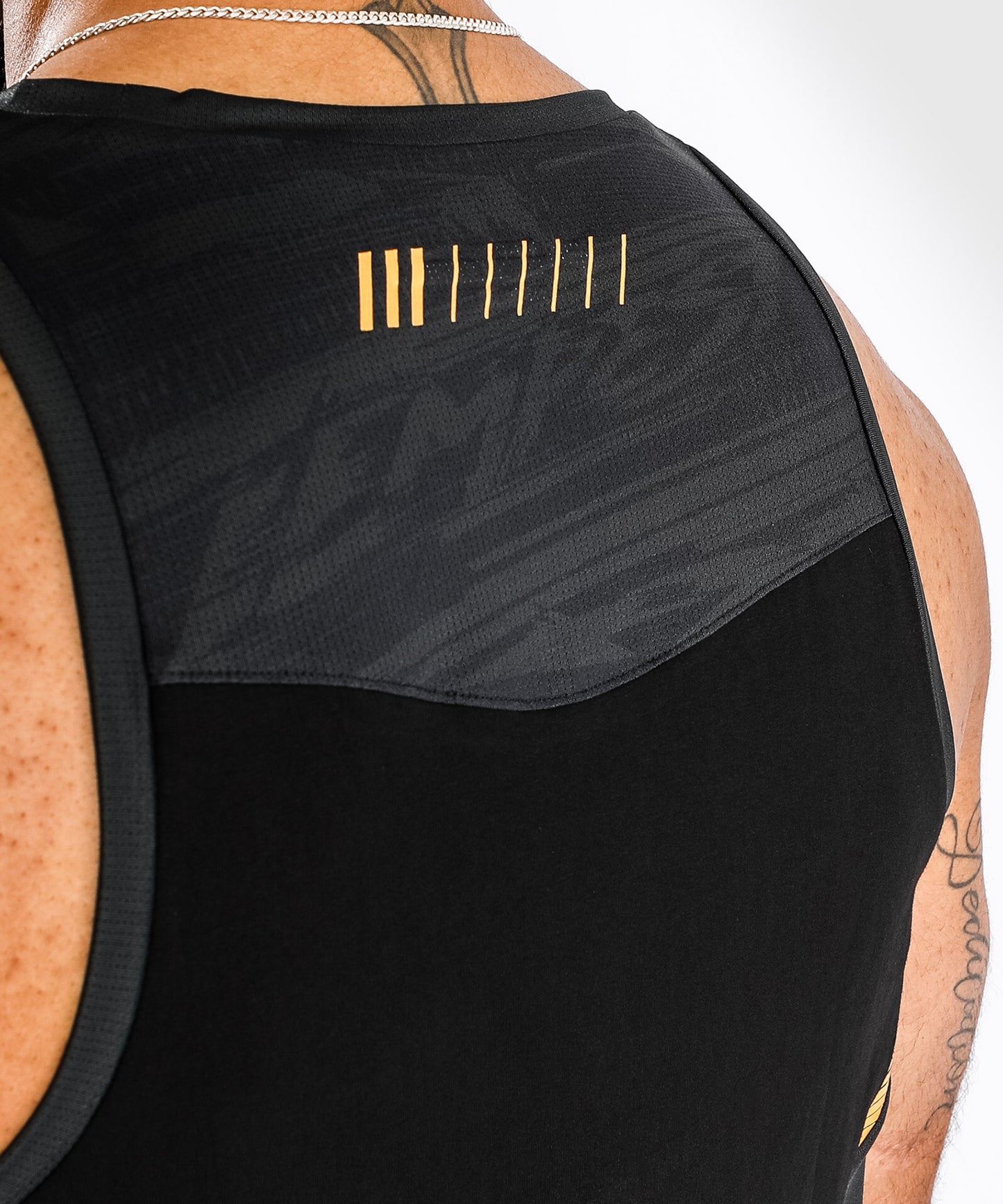 Canotta Venum Tempest 2.0 - Nero/Oro